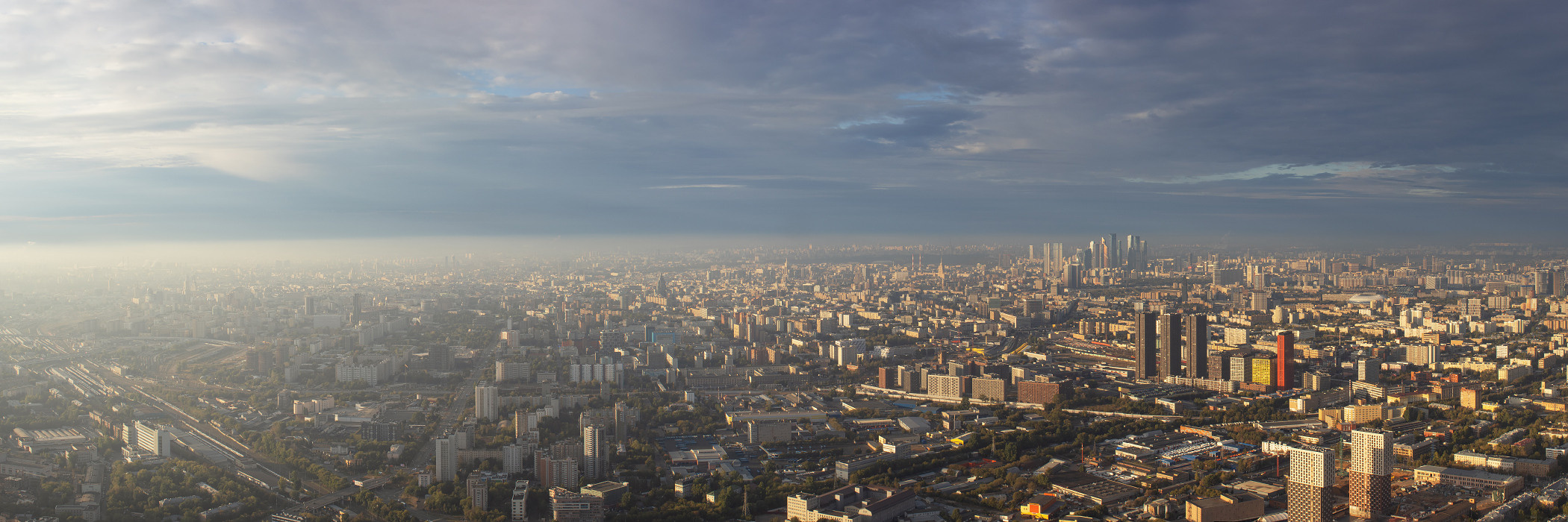Небо над Москвой. Петр Ушанов — фотограф