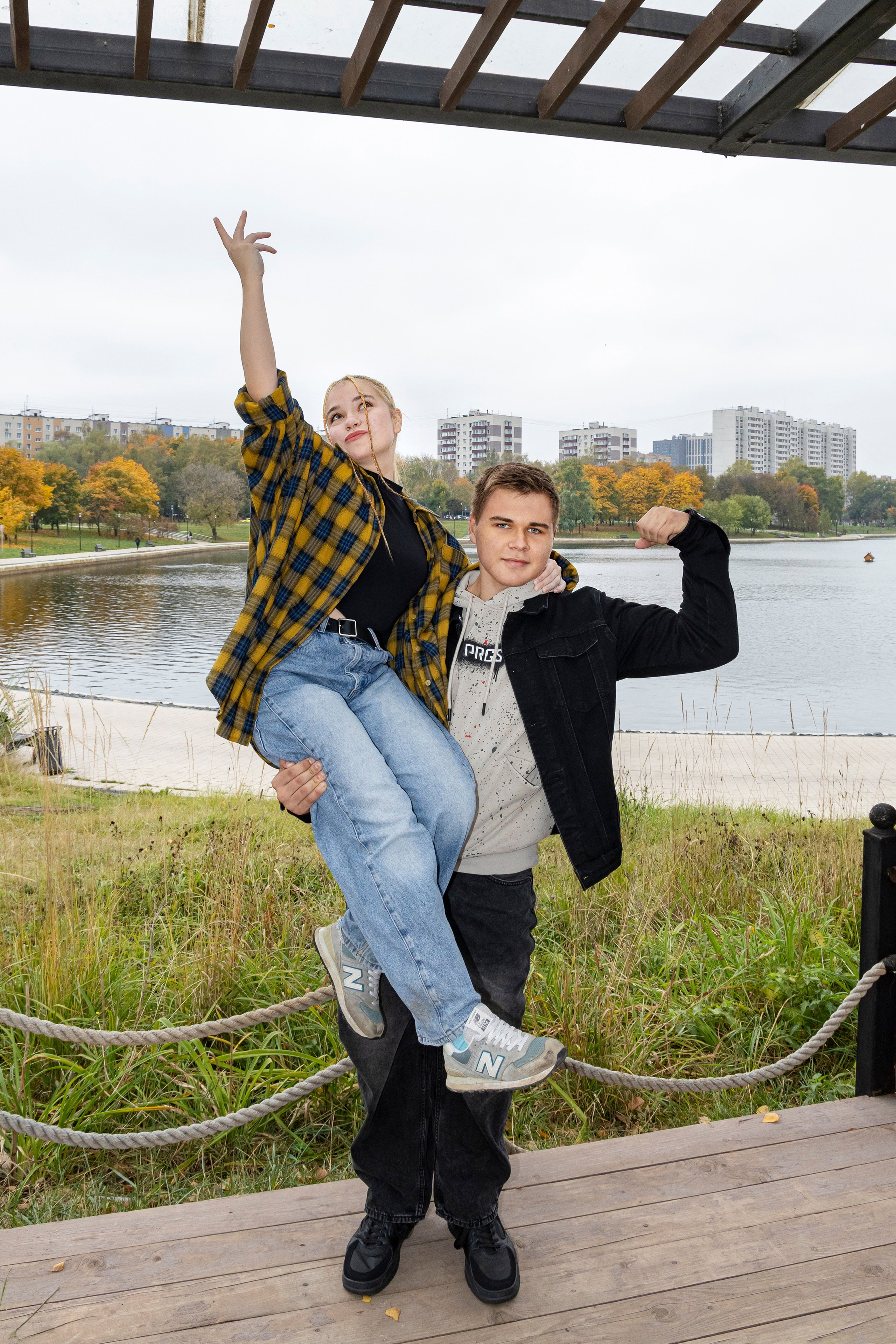 Выпускной альбом 9 и 11 класс. Выпускные альбомы в Москве и Подмосковье