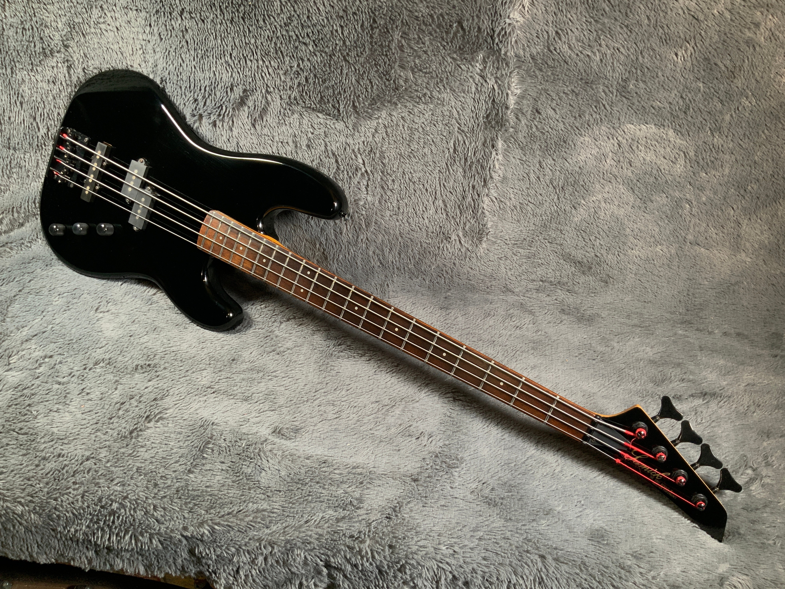 Samick PJ Bass Korea 90's. Гитары