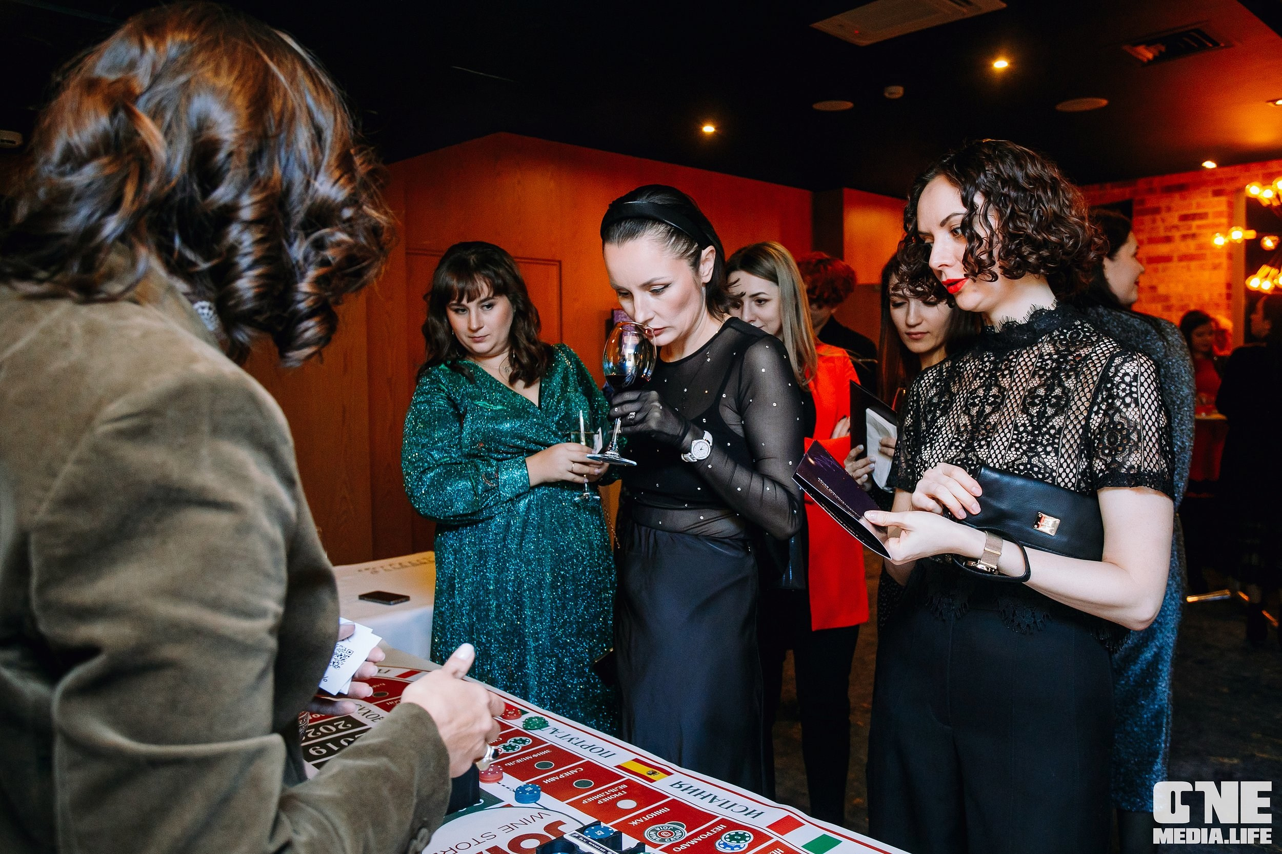 Новогодний Огонёк от Верю в Чудо. One Media Life: фоторепортажи, фотоотчеты с мероприятий и заведений