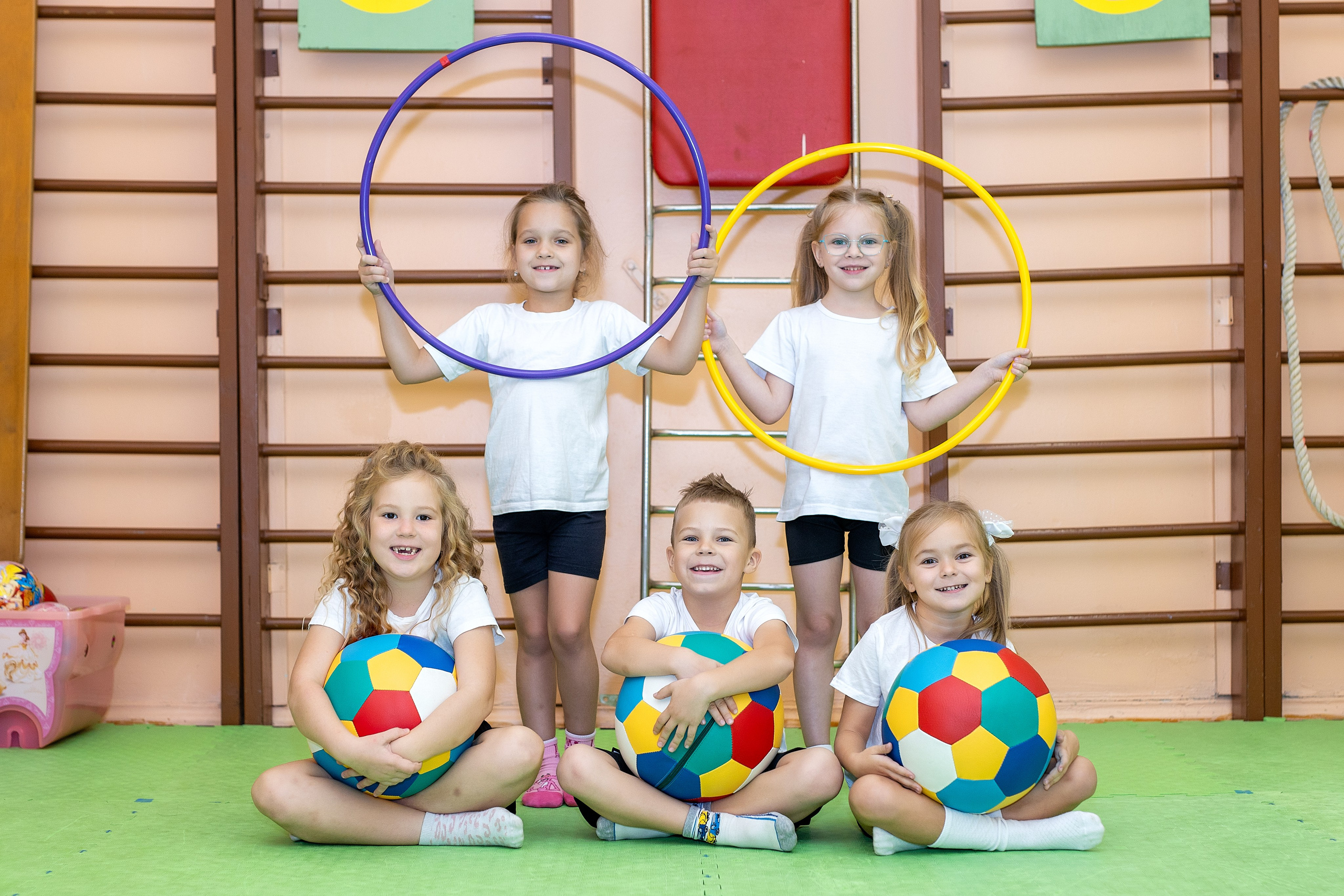 Детский сад 39 «Дельфинёнок», группа «Воробышки». Стильный выпускной альбом Владивосток фотограф Вероника Мигачева