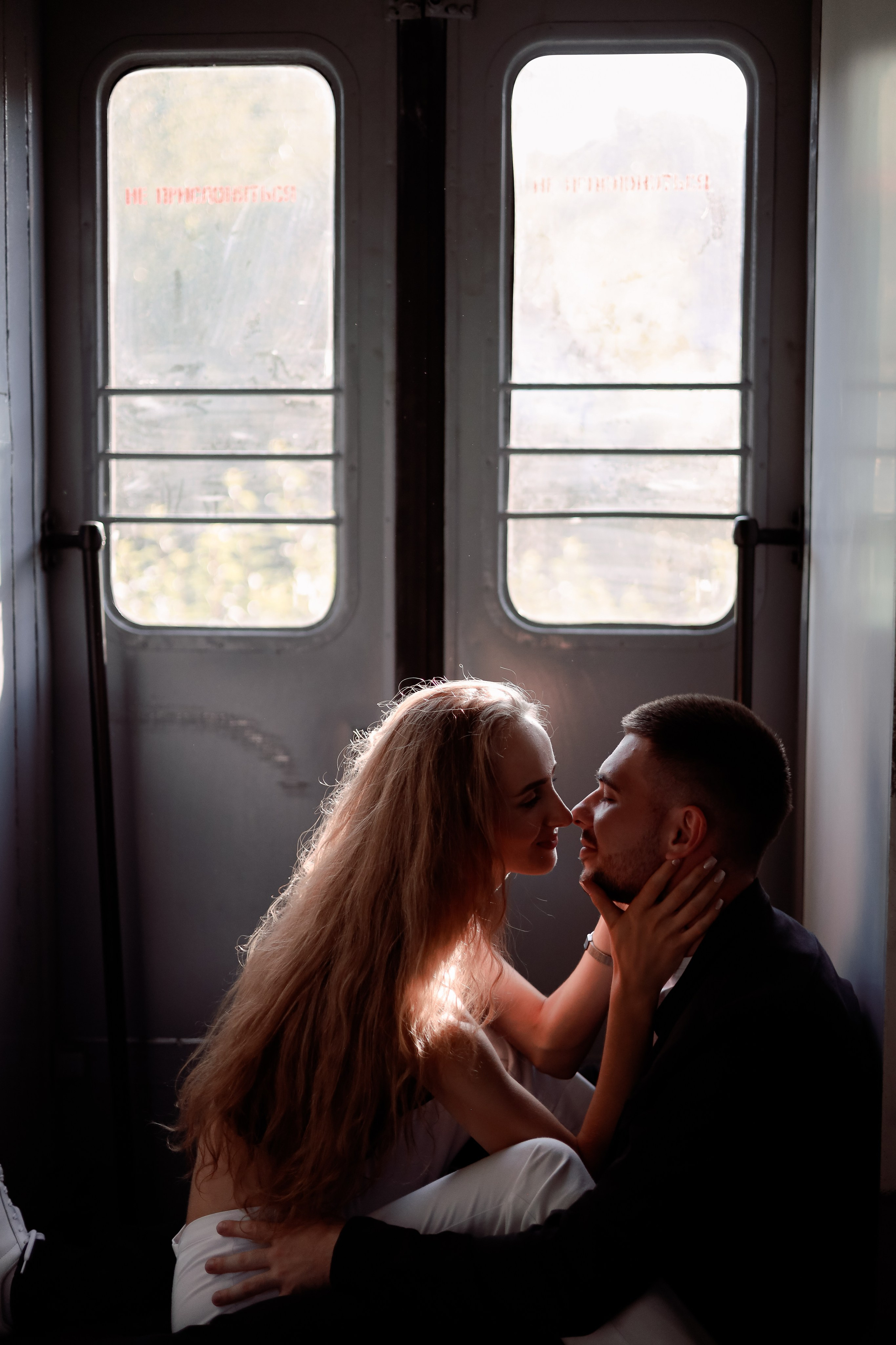 «А может махнуть куда-нибудь куда глаза глядят?..». Свадебный фотограф Беларусь Ольга Козыренко