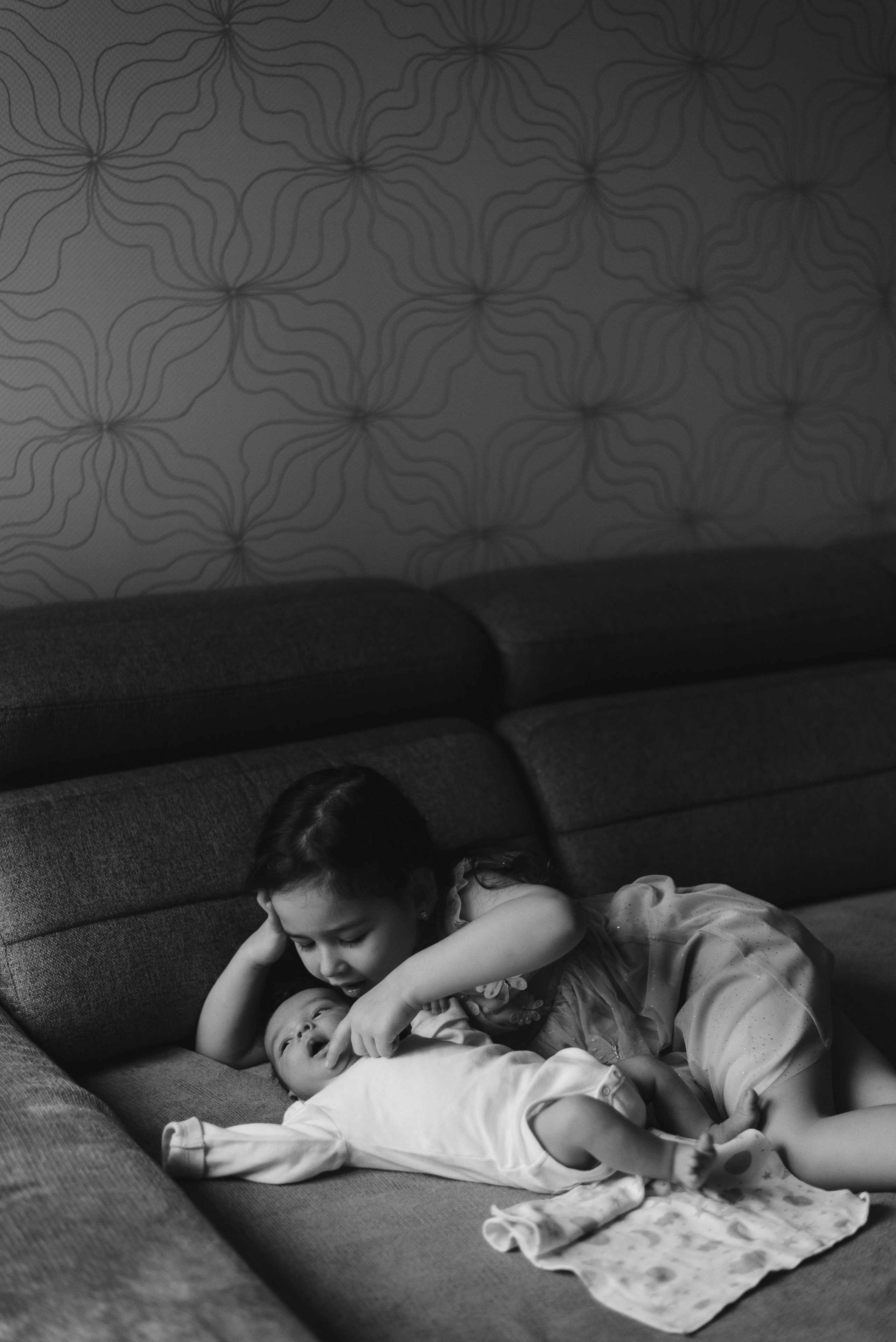 Домашняя съемка: Алеся, Есения и Ян. Женский фотограф в Санкт-Петербурге Татьяна Саблина