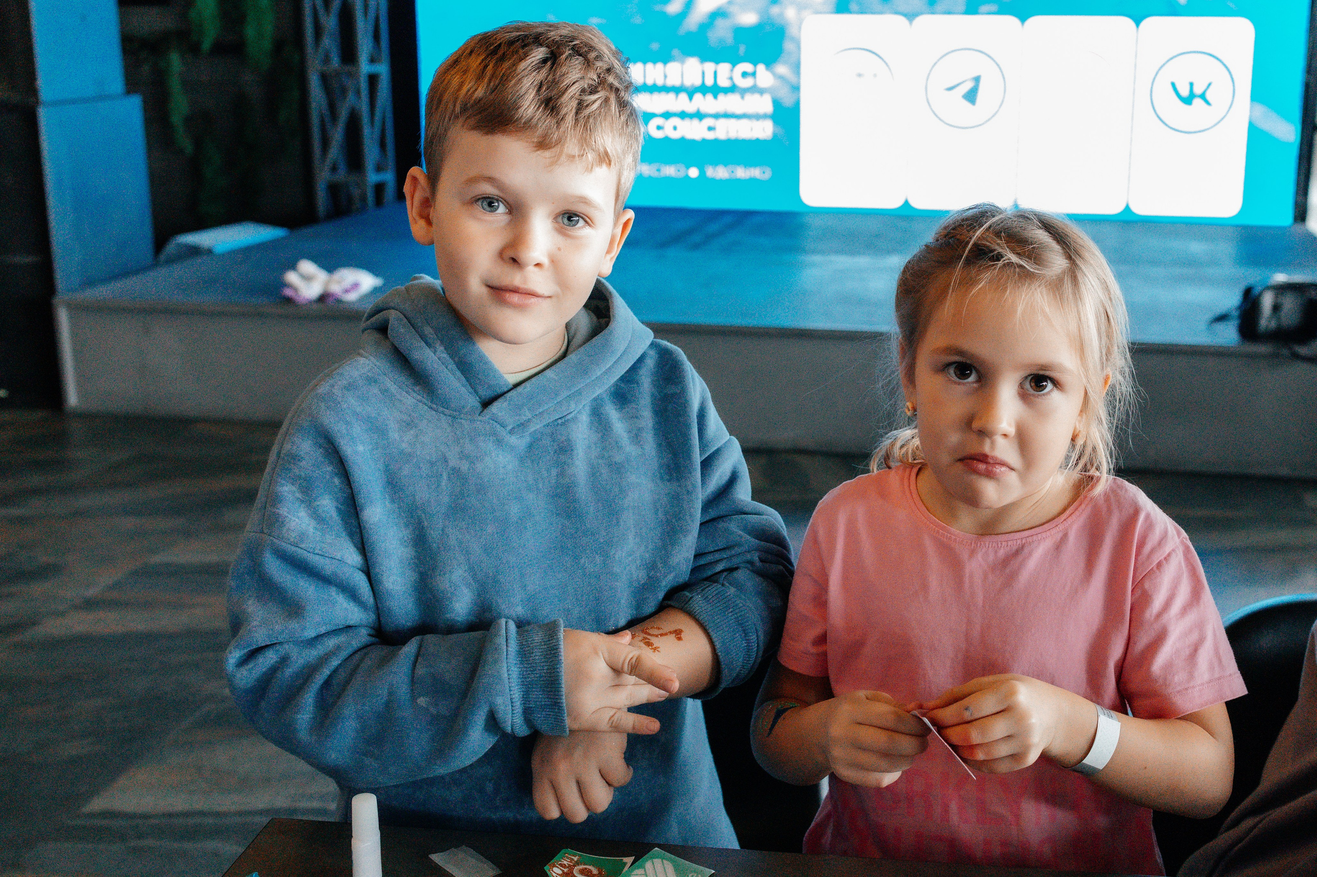 Блеск тату в Лофте. Семейный и детский фотограф в Славгороде Анастасия Винс
