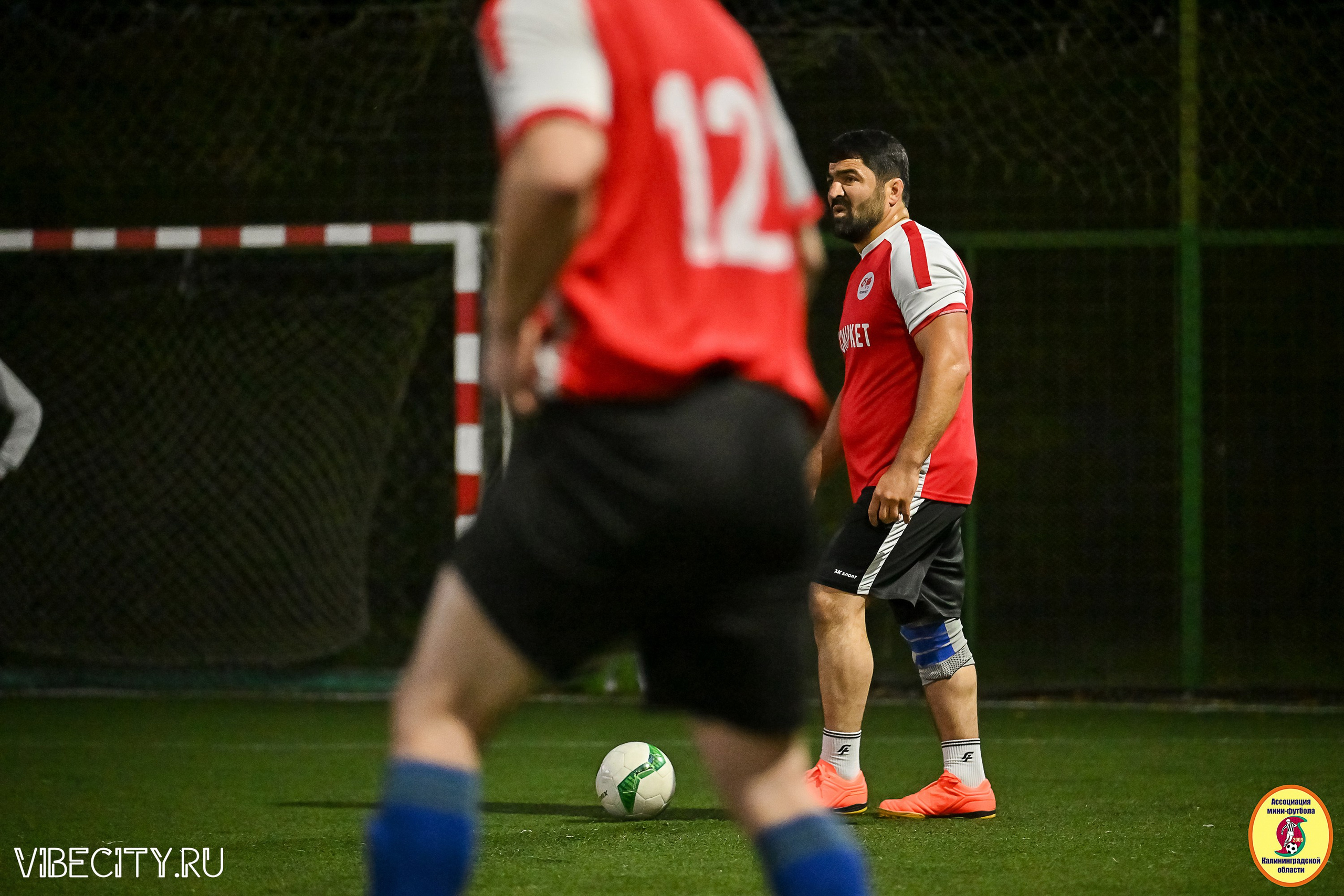 ИГРЫ МИНИ-ФУТБОЛЬНОЙ И КОРПОРАТИВНОЙ ЛИГИ. VIBECITY.RU Вайб Сити Ру Фоторепортажи Фотоотчеты Калининград