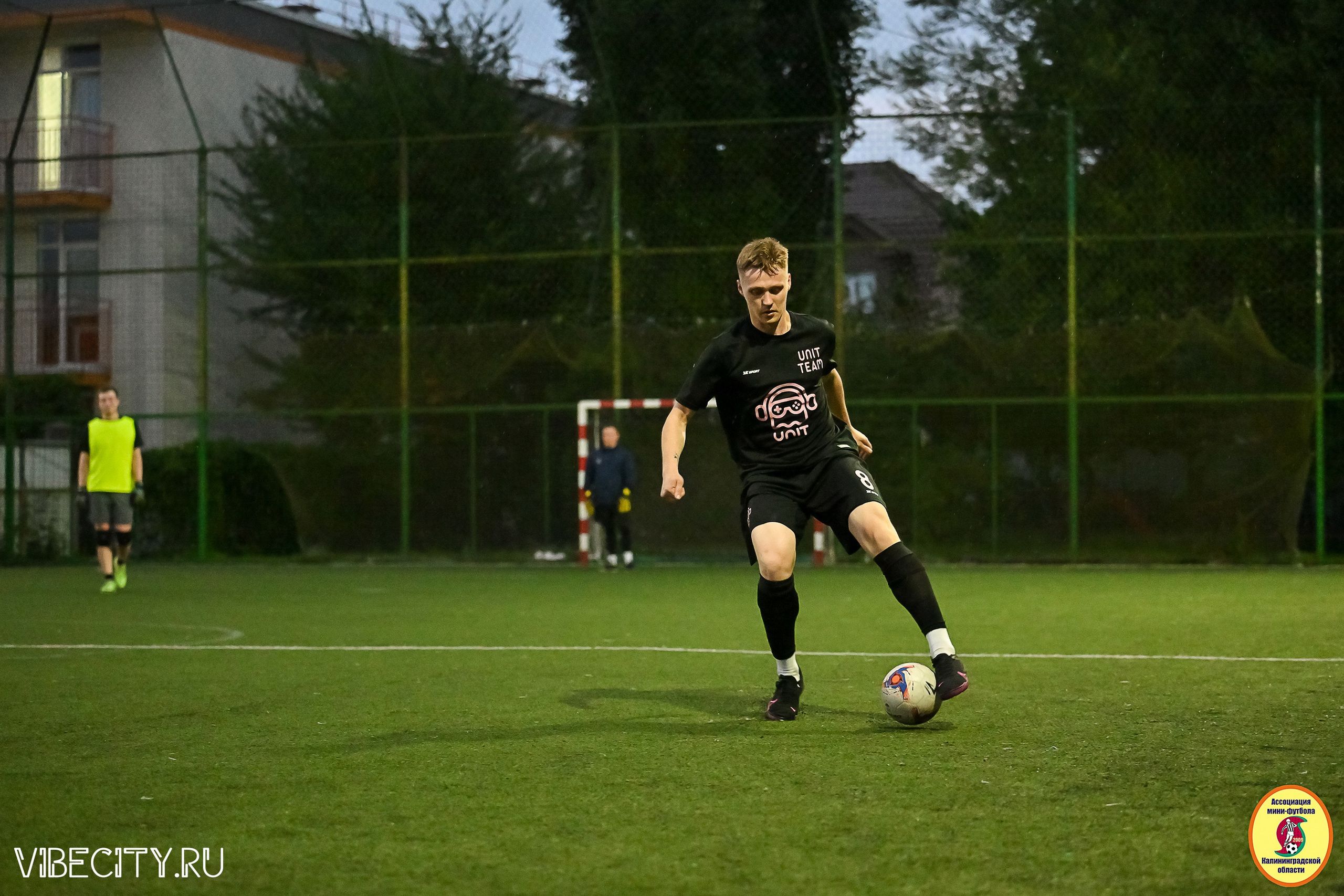 ИГРЫ МИНИ-ФУТБОЛЬНОЙ И КОРПОРАТИВНОЙ ЛИГИ. VIBECITY.RU Вайб Сити Ру Фоторепортажи Фотоотчеты Калининград