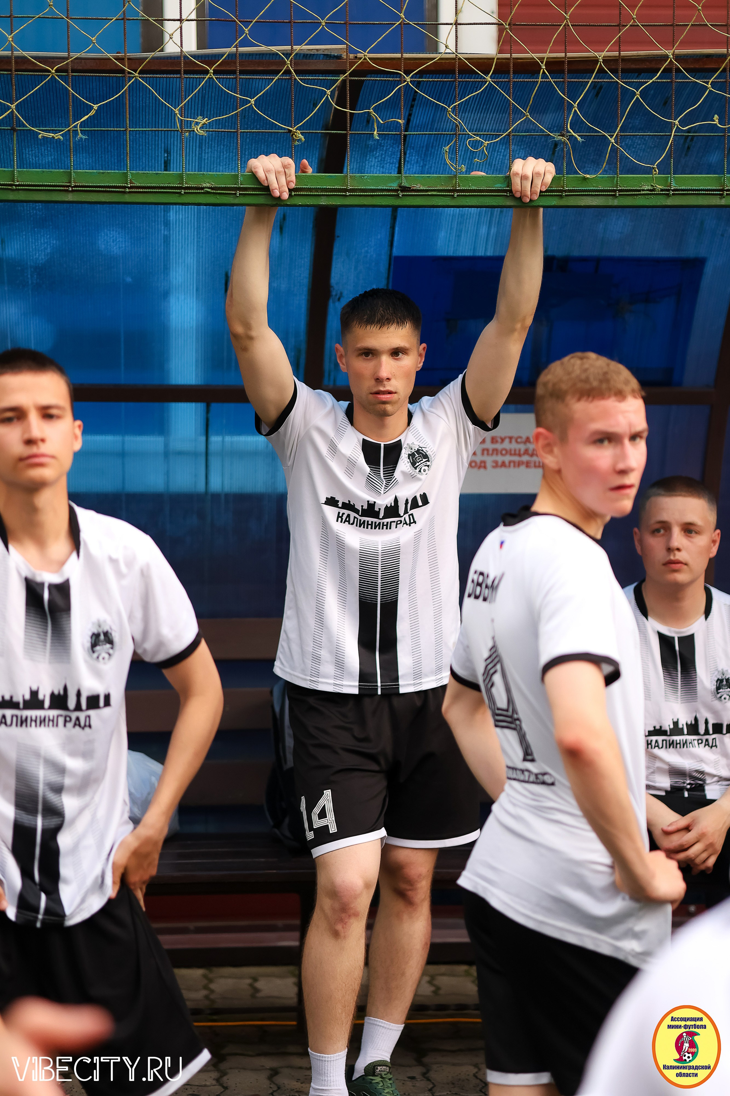 ИГРЫ МИНИ-ФУТБОЛЬНОЙ И КОРПОРАТИВНОЙ ЛИГИ. VIBECITY.RU Вайб Сити Ру Фоторепортажи Фотоотчеты Калининград