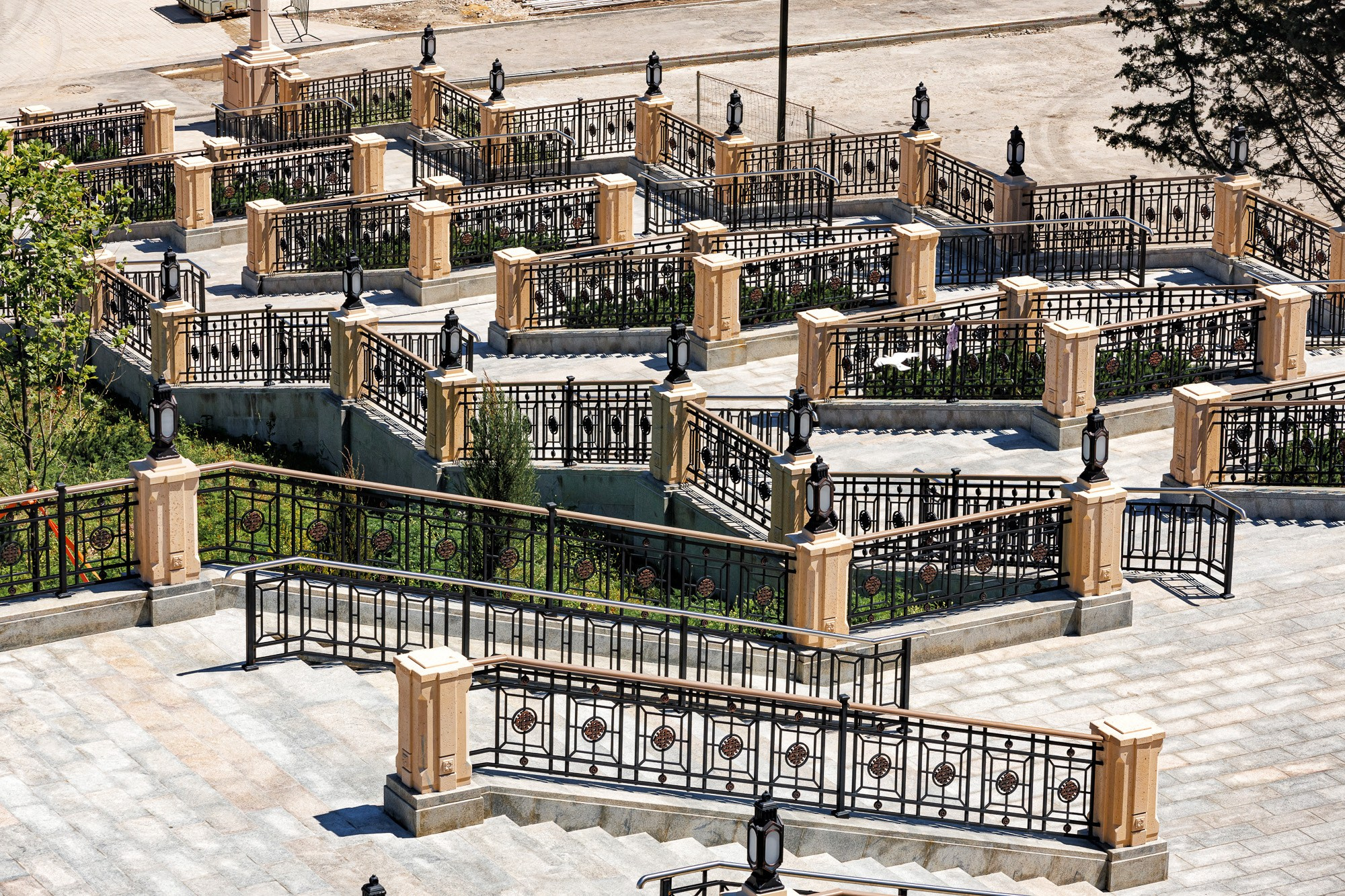 Новый Херсонес в Севастополе, гранитная облицовка Росгранит. Свадебный фотограф, фотосъемка в Крыму, Севастополе, Симферополе, Ялте