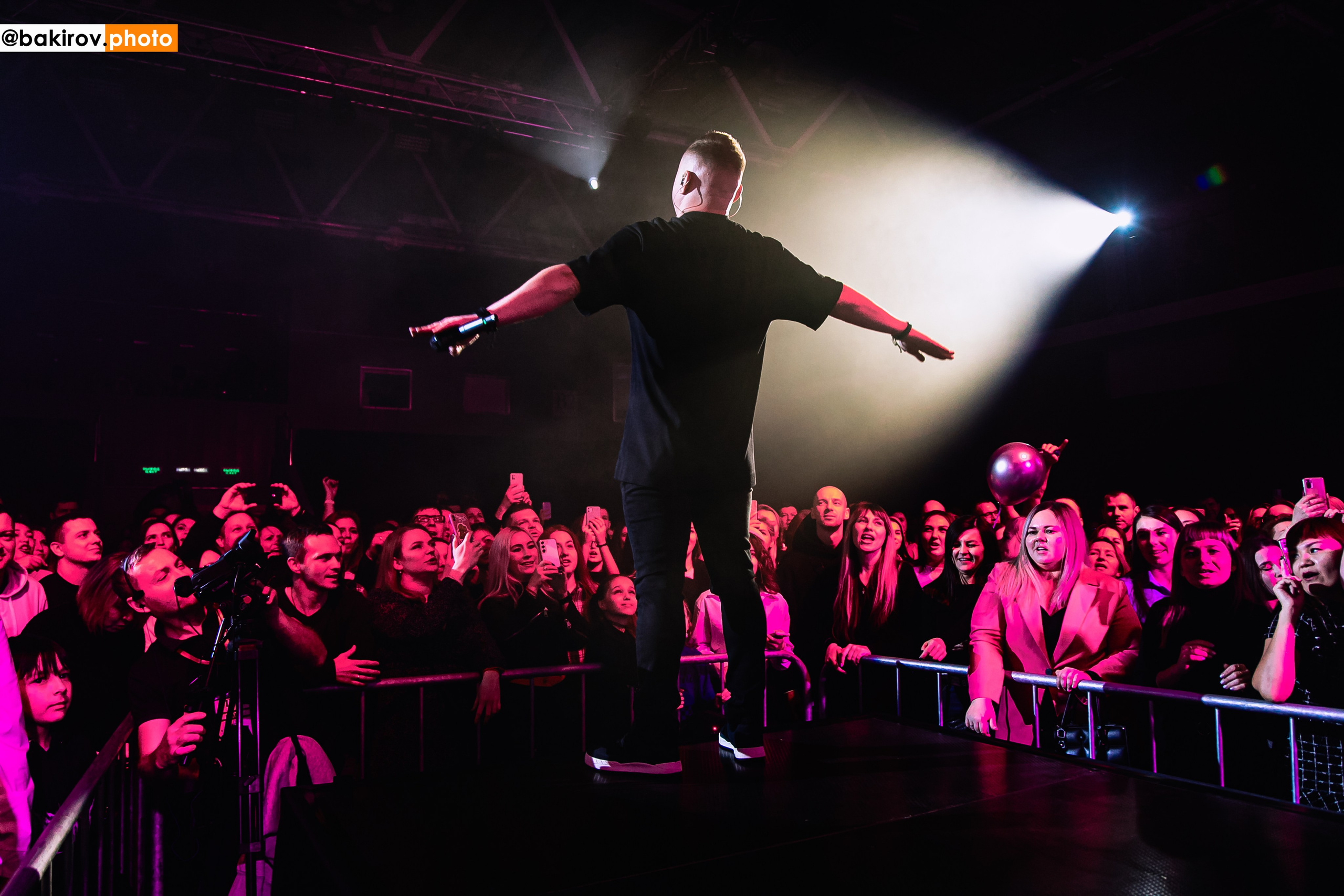 25.11 Концерт Шум. Команда специалистов в мире фотографии и видео. Детский фотограф, семейный фотограф