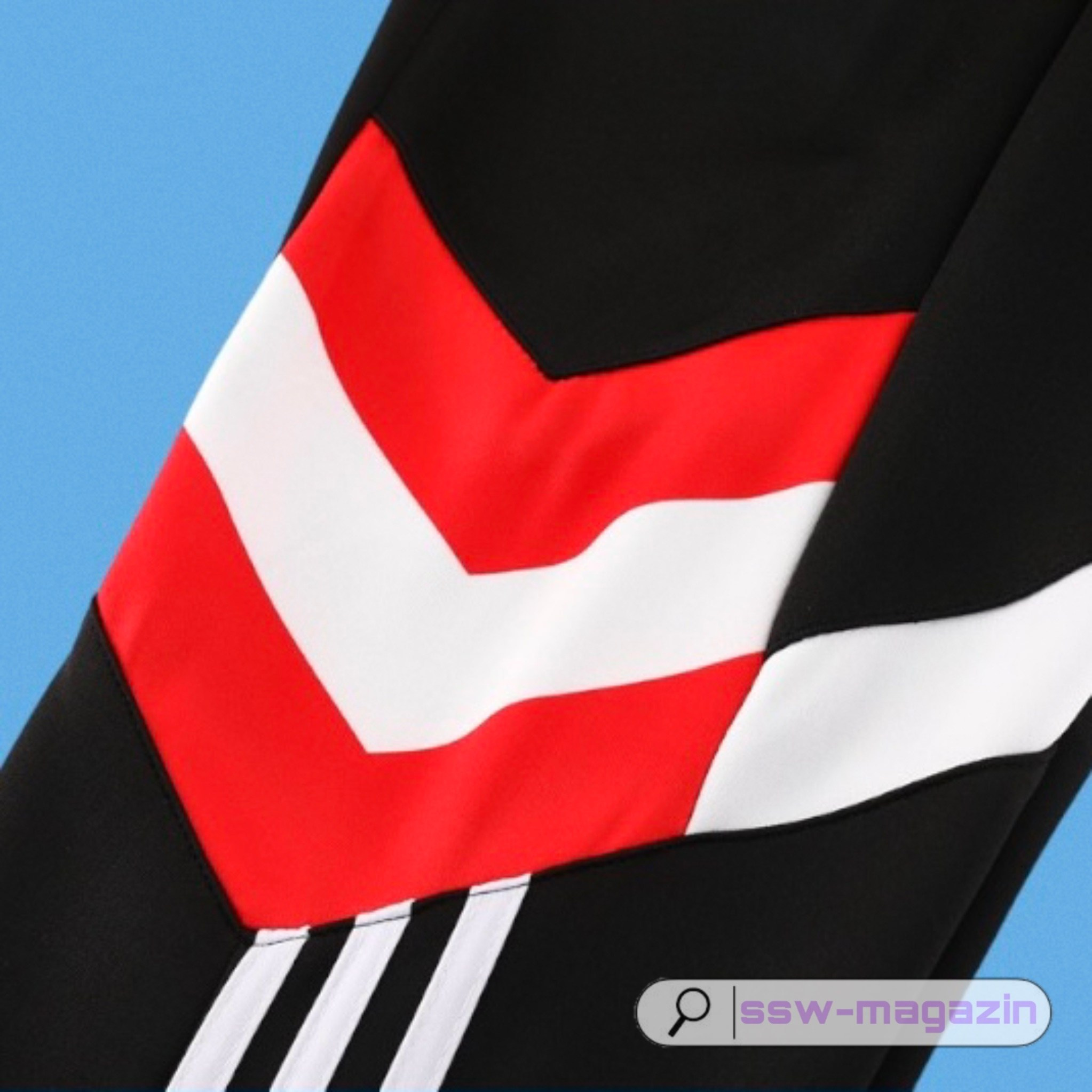 Спортивный костюм Manchester United 2025-2026 чёрный купить. Футбольный магазин — ssw_magazin