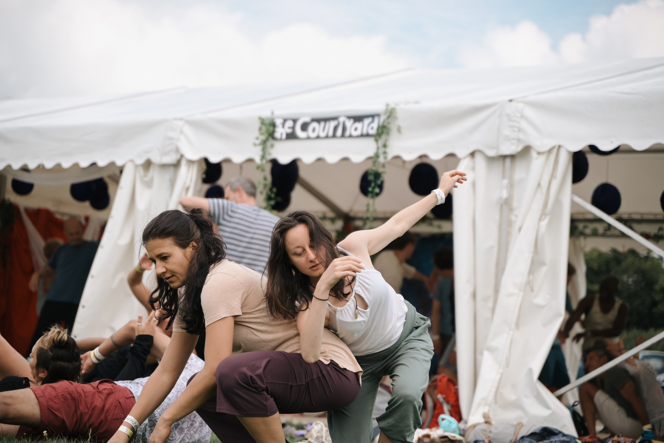 Contact Improvisation dance Photographer in London UK | Anasta Fo