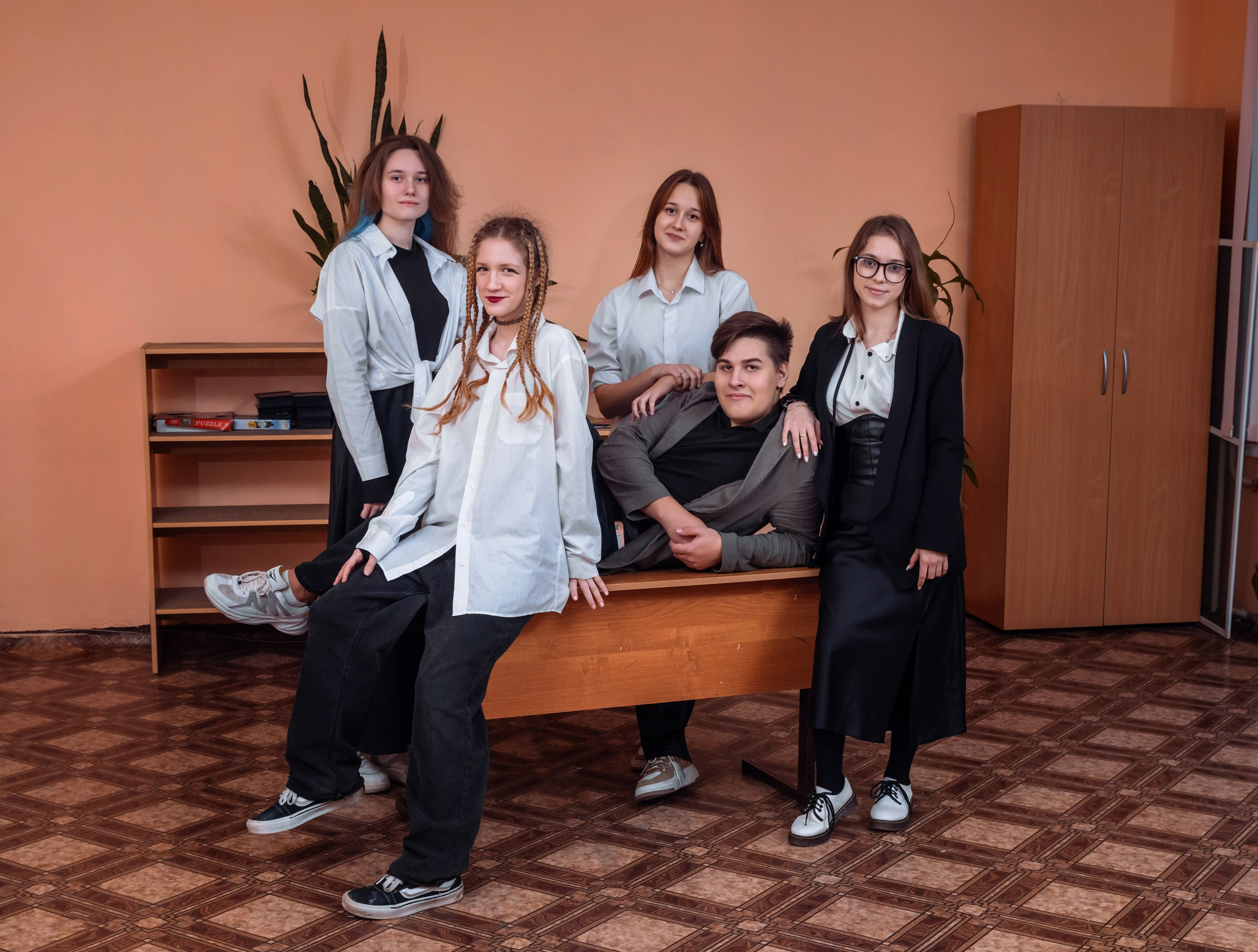 Старшая школа. Выпускные школьные фотоальбомы для школ и детских садов в Волгограде и Волжском