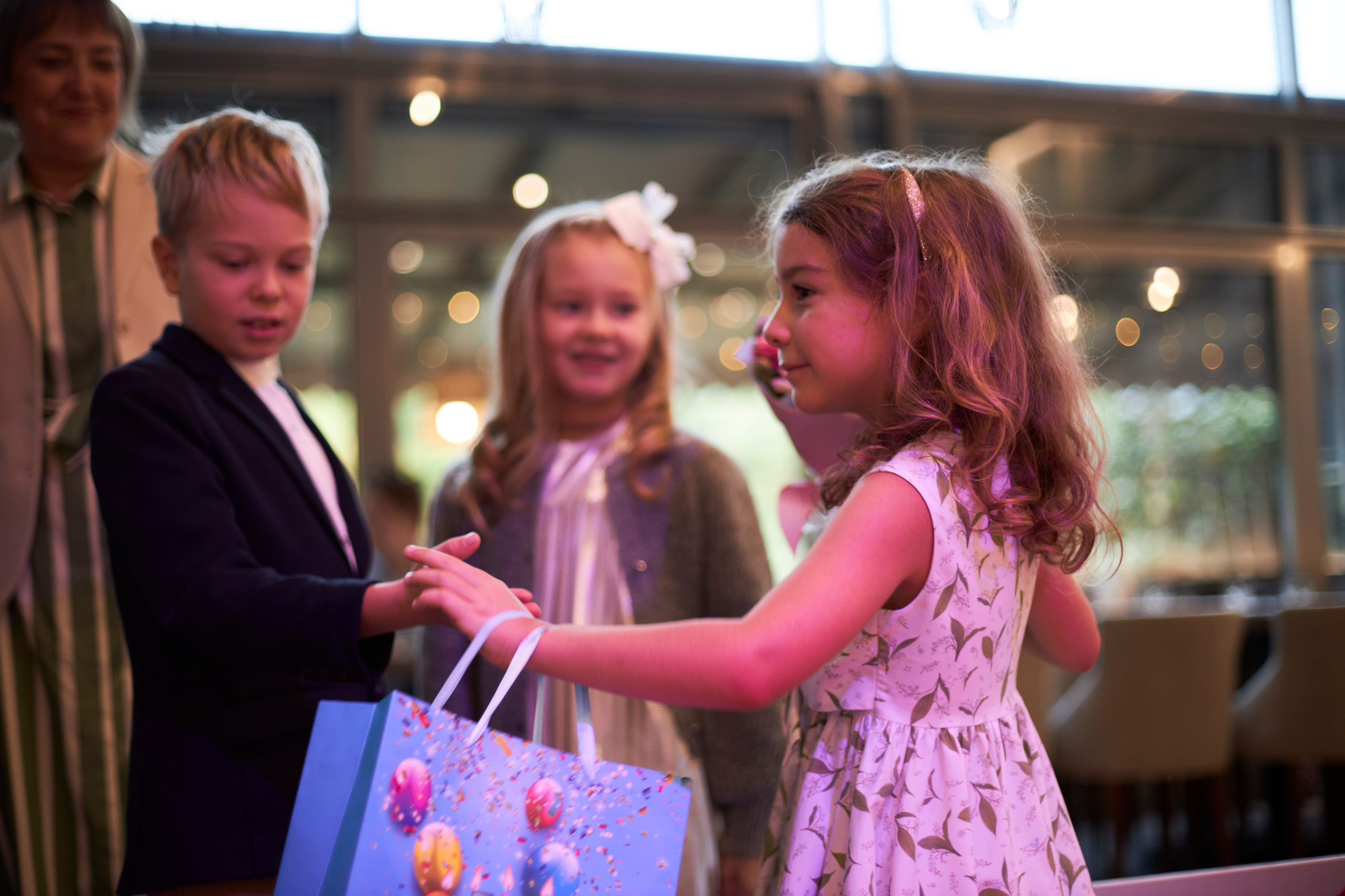 Репортажная съёмка детского дня рождения девочки Ани, 7 лет. Анна Потявина. Фотограф Москва