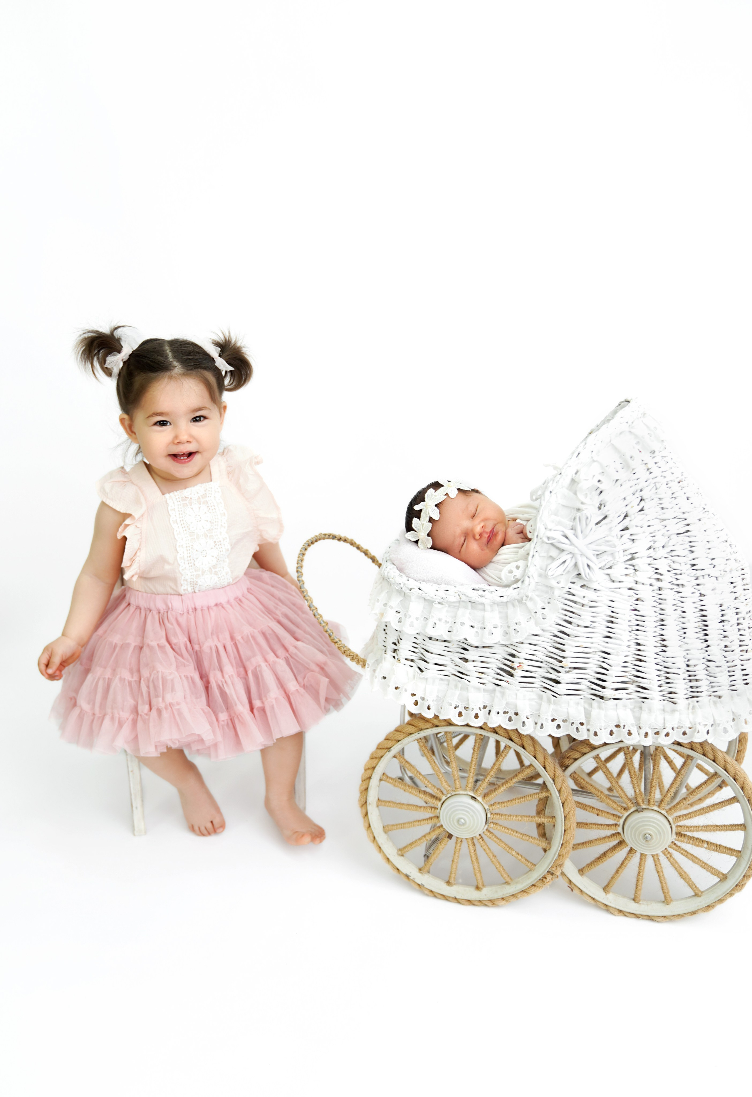 Фотосессия новорожденного (newborn). Фотограф новорожденных, детей до года и беременных в Симферополе