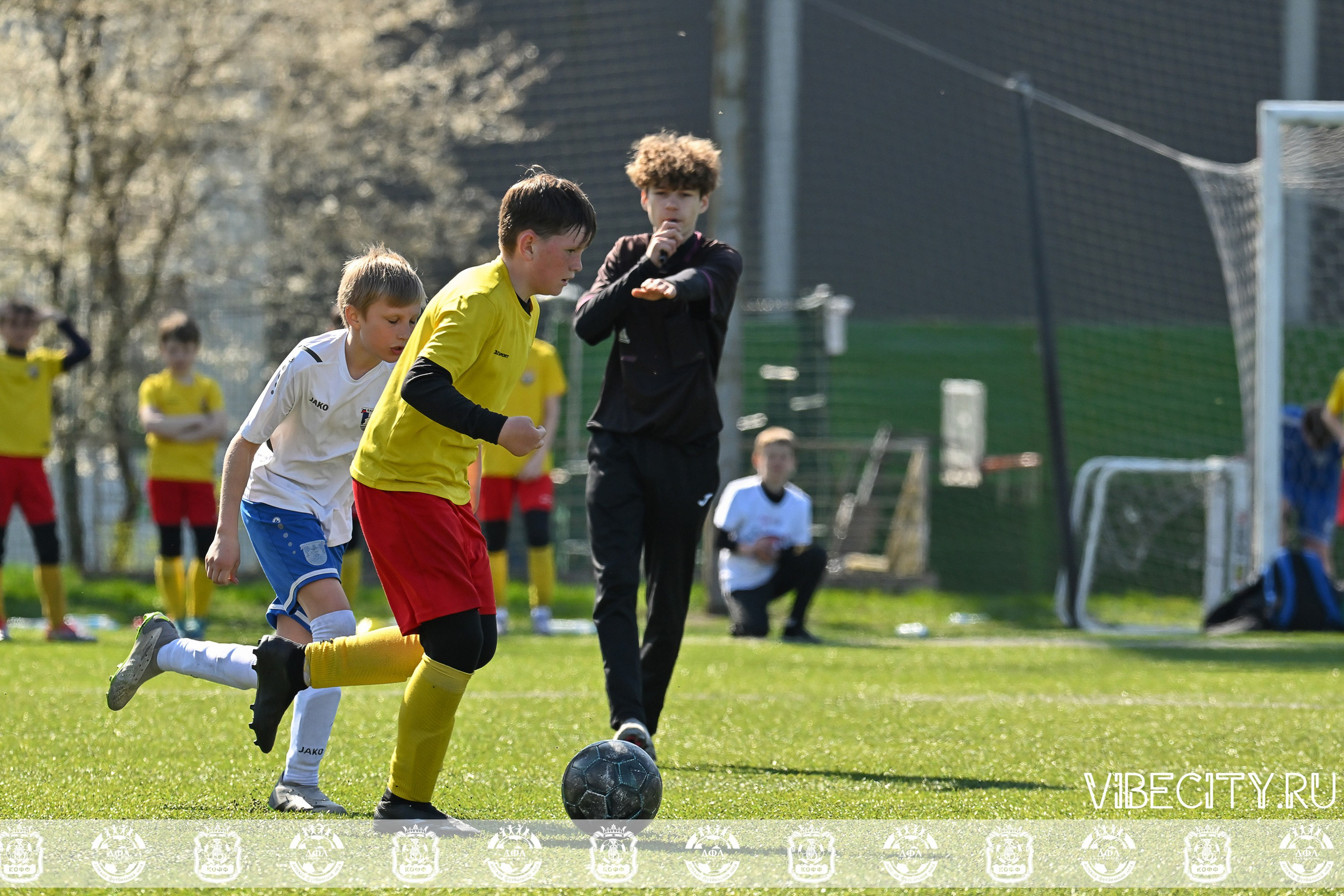 XIX Всероссийского футбольного турнира Локобол 2025 РЖД. VIBECITY.RU Вайб Сити Ру Фоторепортажи Фотоотчеты Калининград