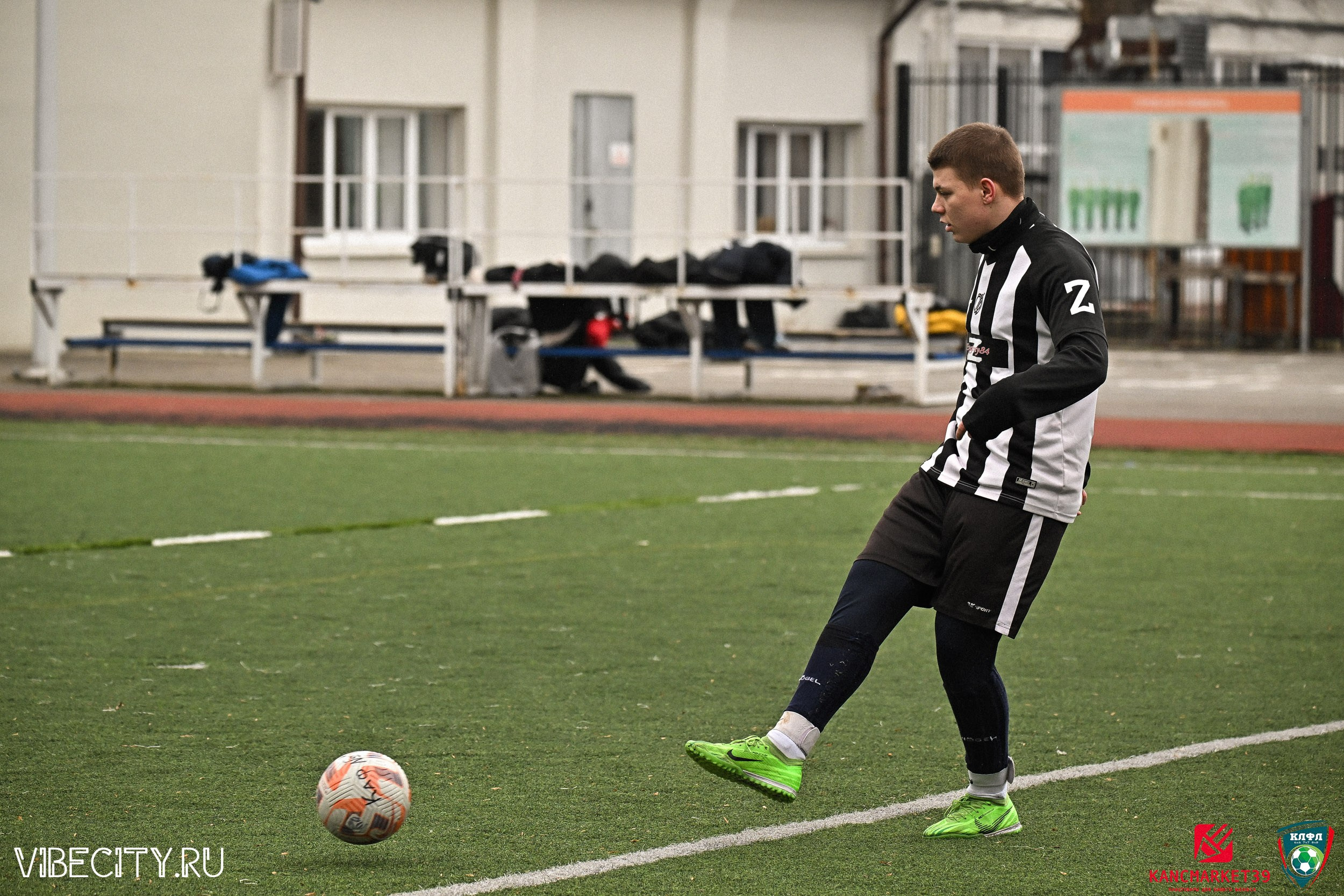 XX ЧЕМПИОНАТ КАЛИНИНГРАДСКОЙ ЛФЛ КАНЦМАРКЕТ39 сезона 2024–2025 гг. VIBECITY.RU Вайб Сити Ру Фоторепортажи Фотоотчеты Калининград