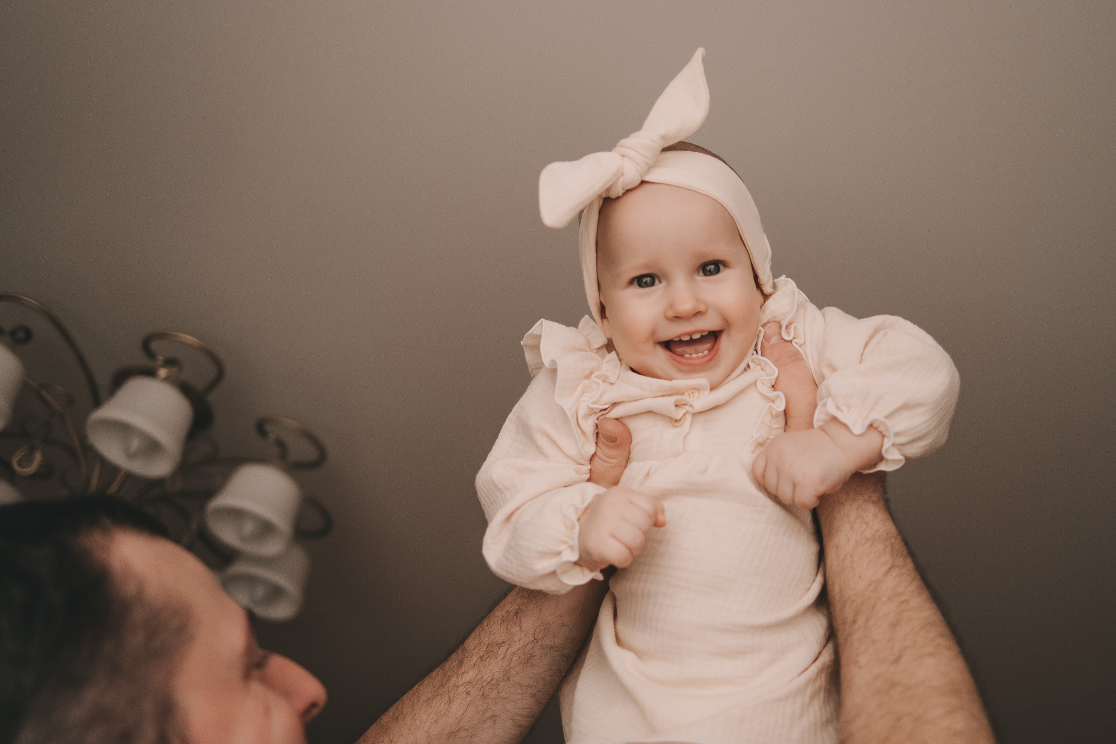 Полине 1 год. Фотограф новорожденных в стиле lifestyle в Воронеже Юлия Ключникова