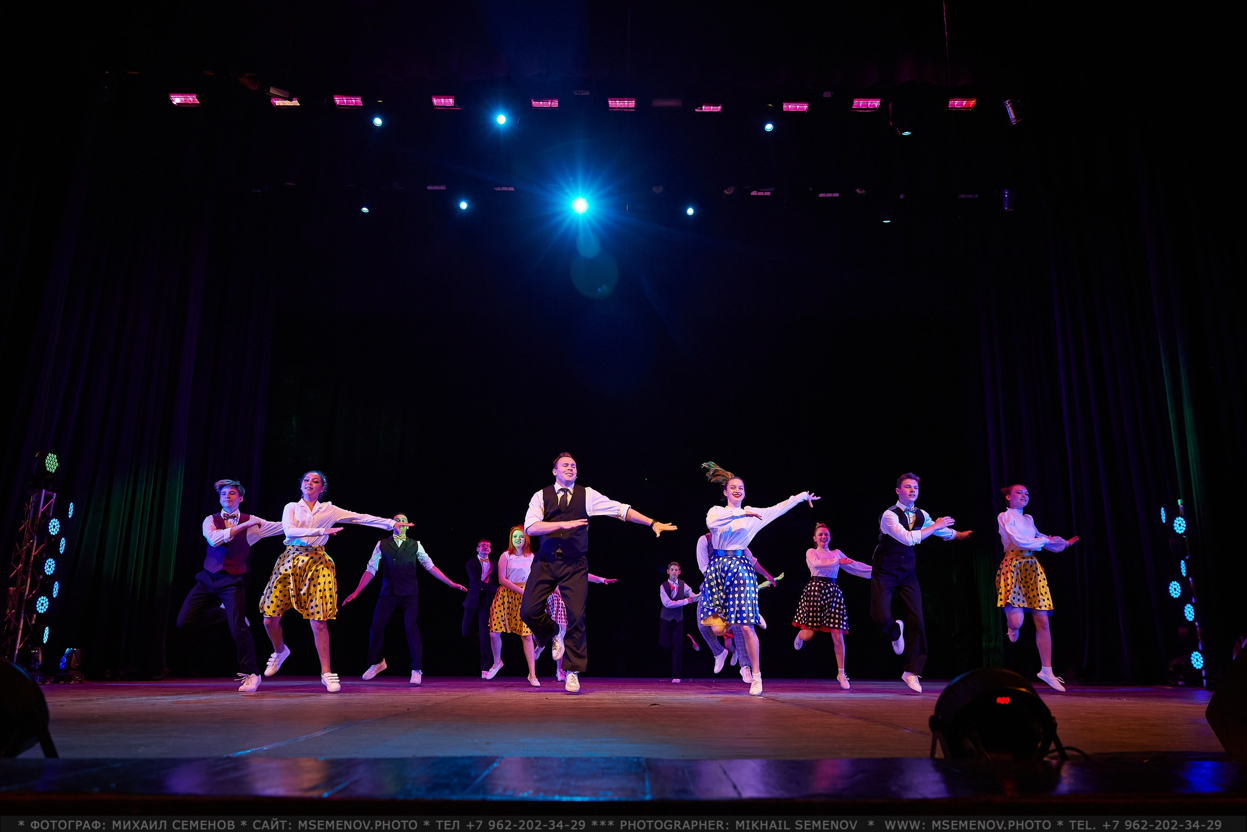 АНОНС фоторепортажа «Танцуй вопреки…» Танцевальный клуб «Априори». Фотограф, фотопроекты Михаила Семенова в Ярославле. Фотошкола