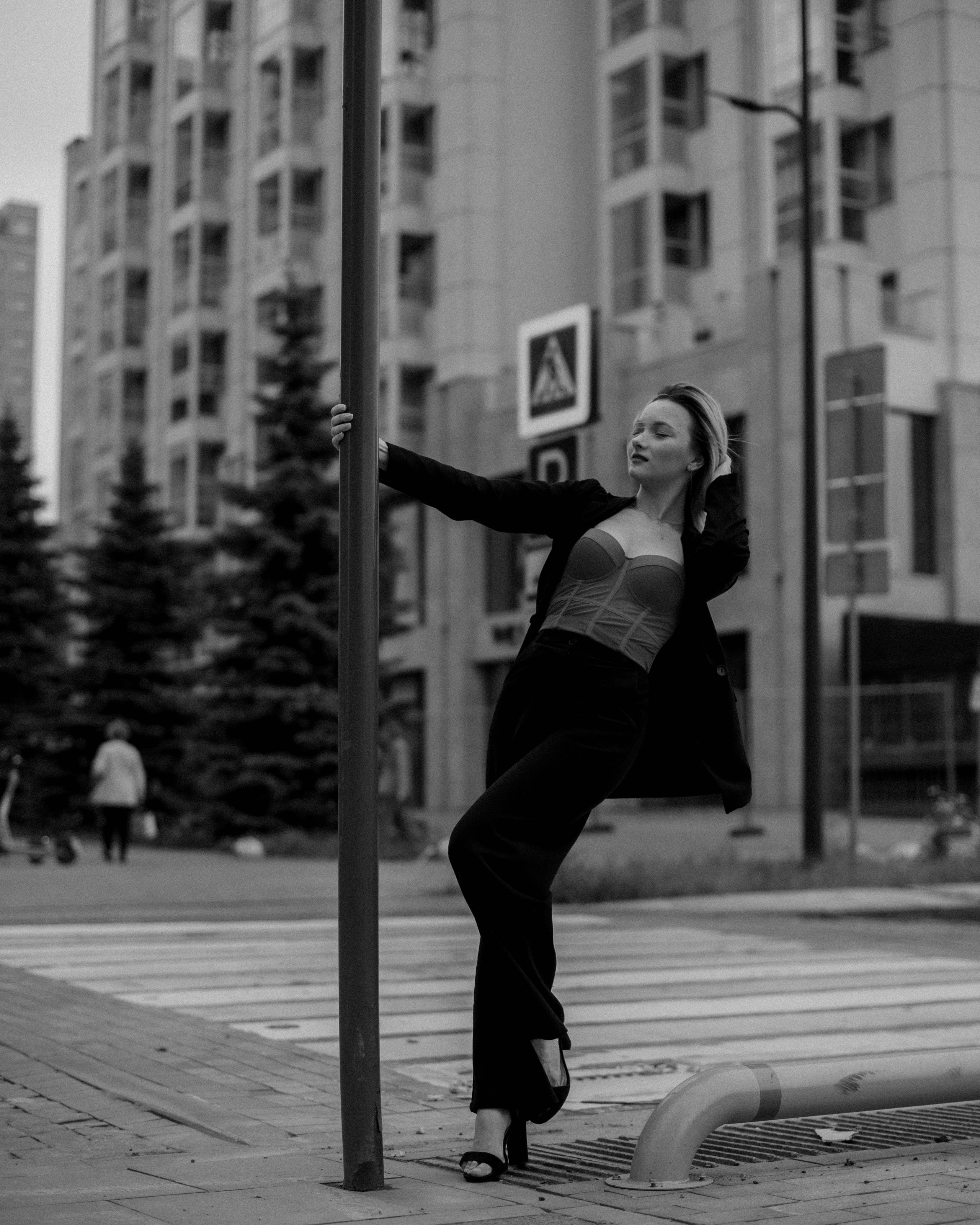 Аня. Женский фотограф. Создатель украшений ручной работы. Модель