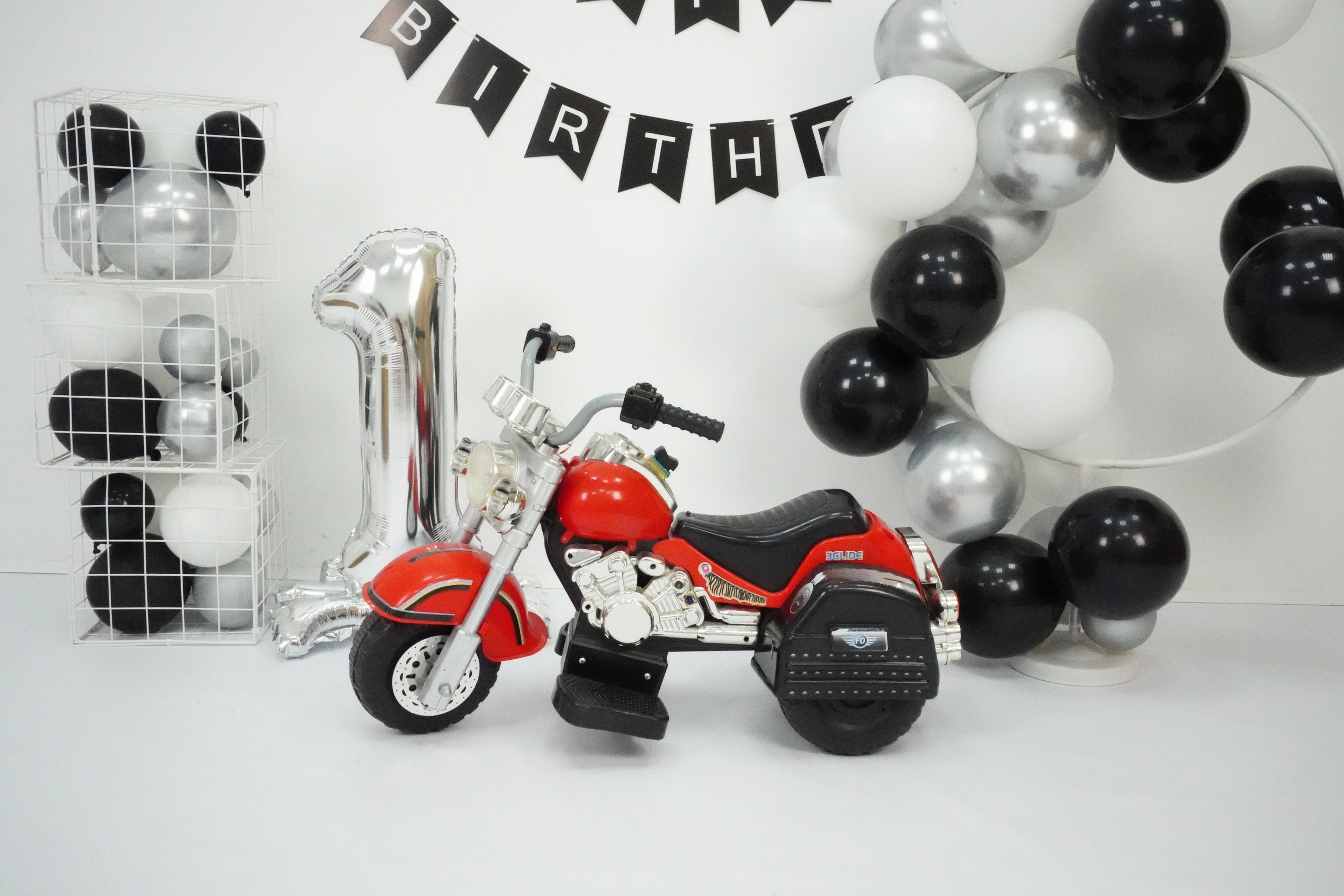 Наши Новые Фотозоны. Детская Фотостудия ГОДОВАСИКИ в Санкт-Петербурге фотосесия на годик