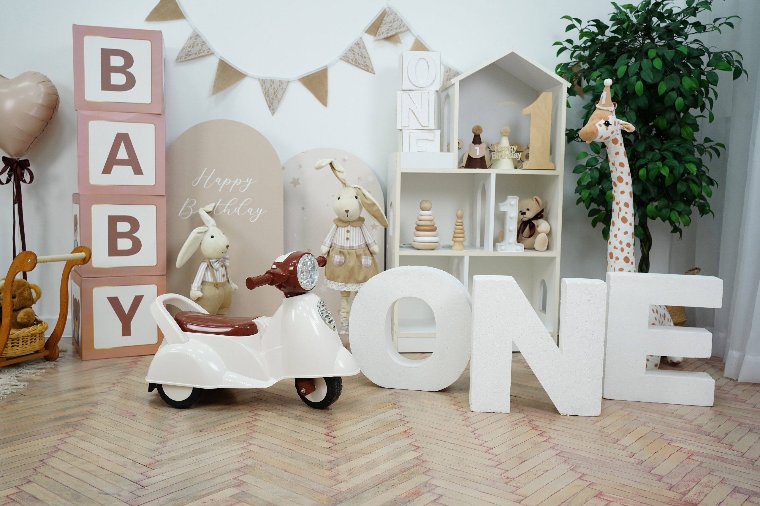 Наши Новые Фотозоны. Детская Фотостудия ГОДОВАСИКИ в Санкт-Петербурге фотосесия на годик