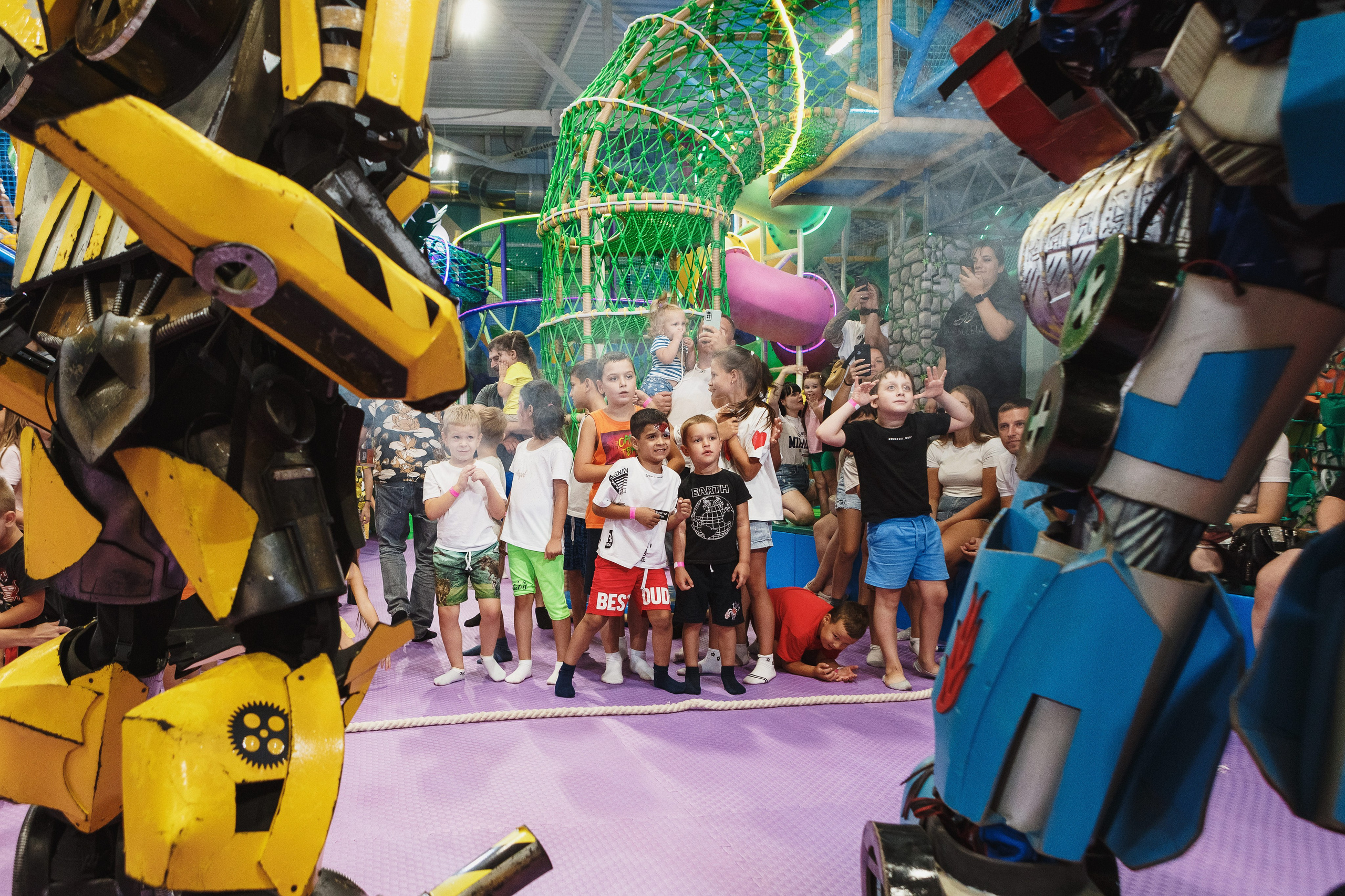 Туси Джуси Таганрог — Яркие и Весёлые Фотографии Детской Игровой Зоны. Свадебный и семейный фотограф в Таганроге Бакарюк Антон