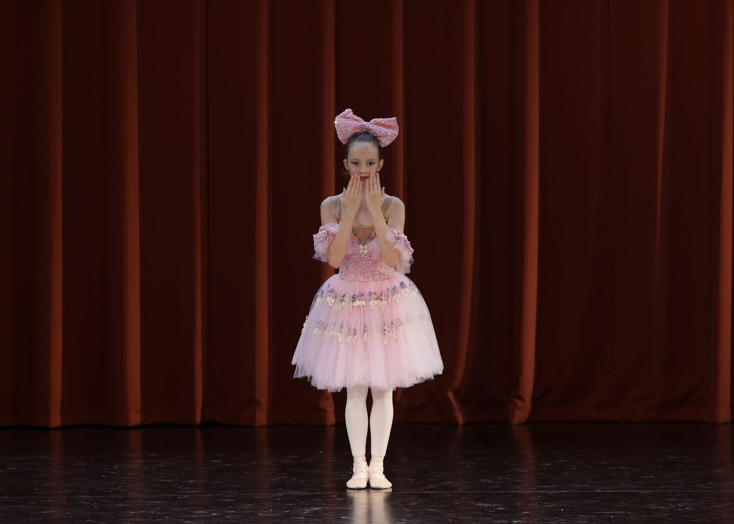 Фестиваль хореографического искусства «КУБОК ЛЕГЕНДЫ — 2025». Выпускные альбомы и школьный фотограф в Подольске, Троицке, Щербинке, Москве и Московской области