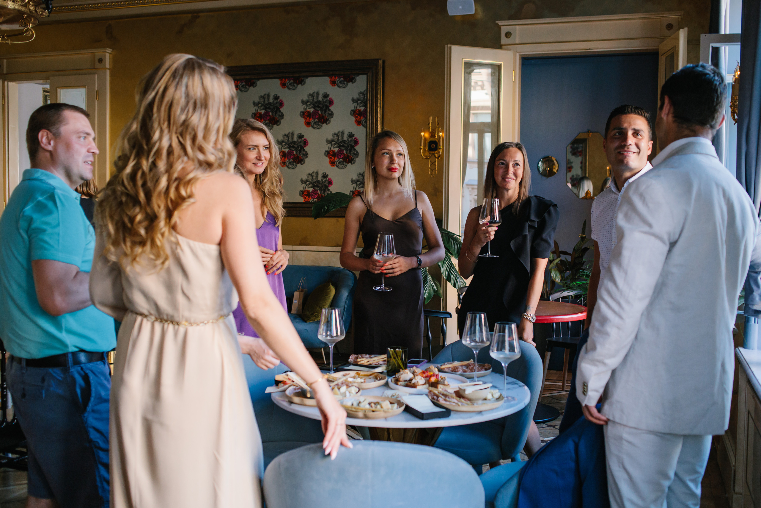 Photojournalistic-style. Portraits and photojournalistic photograph