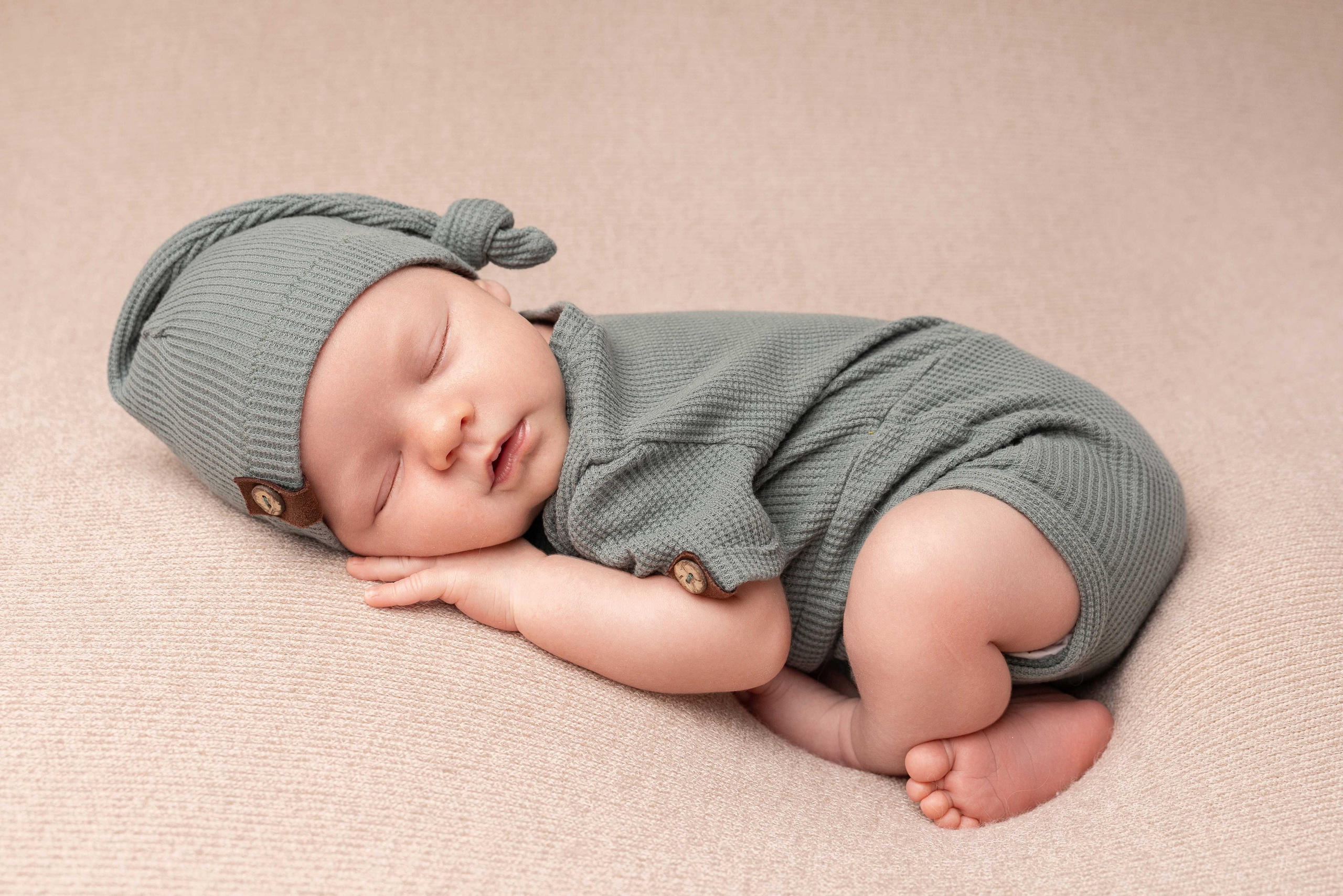 NEW BORN (новорожденные). NEWBORN, детский и семейный фотограф в Москве