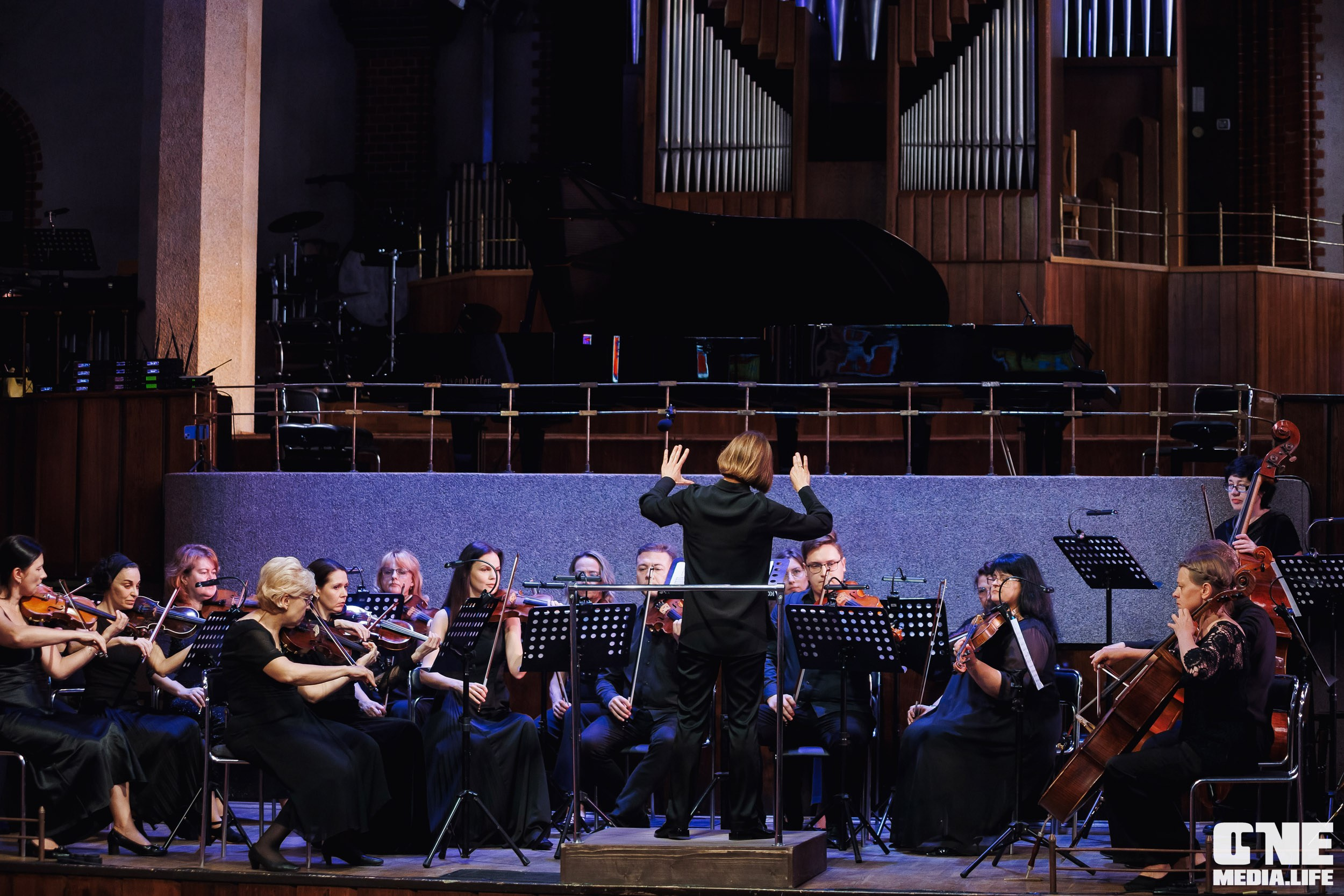 Фоторепортаж из Калининградской филармонии. One Media Life: фоторепортажи, фотоотчеты с мероприятий и заведений