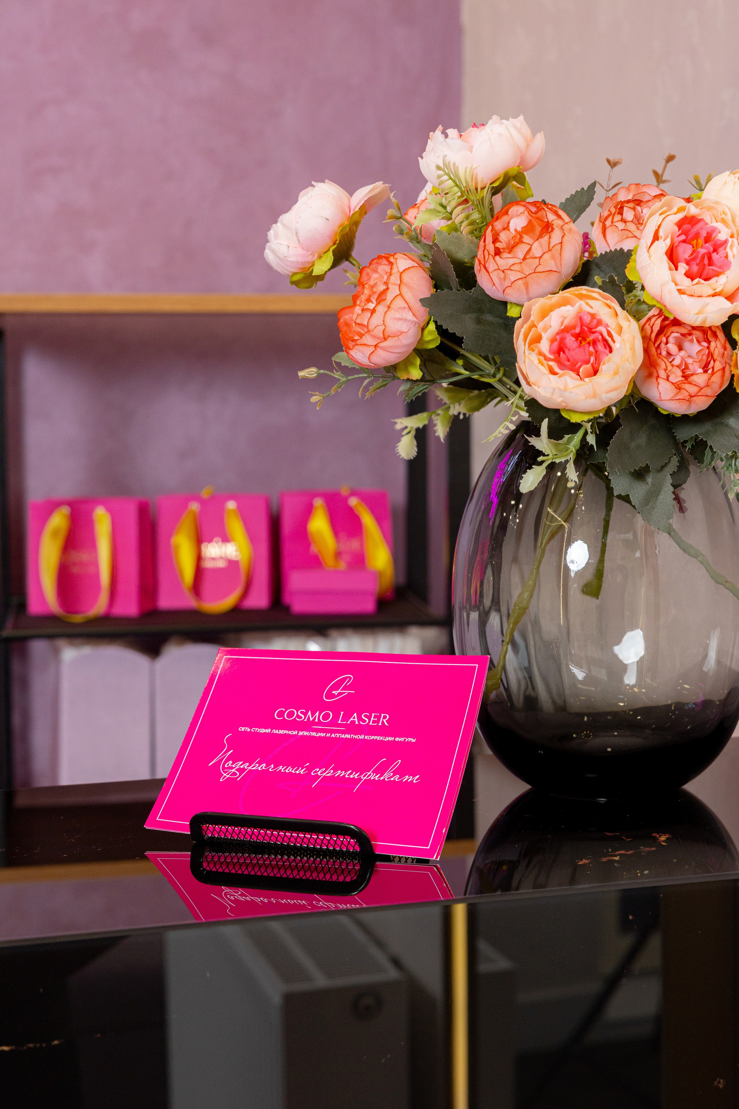 Фотосессия для студии лазерной эпиляции Cosmo Laser в СПб