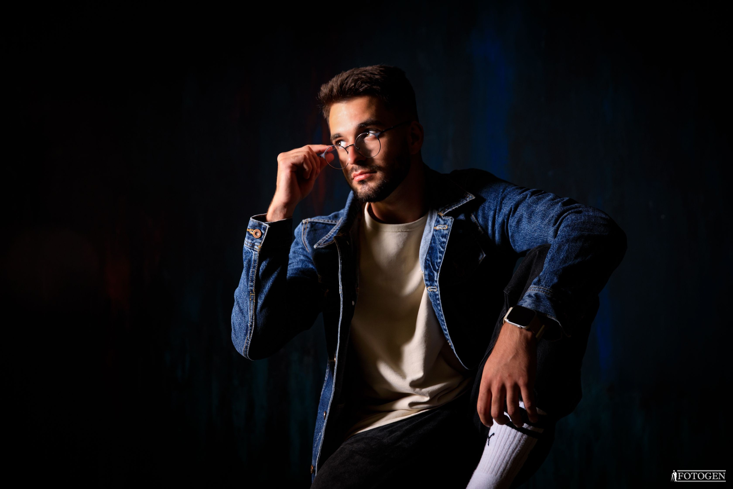 Портретная бизнес фотосессия в Краснодаре | Фотостудия FOTOGEN - Быстрые фотосессии для деловых людей.