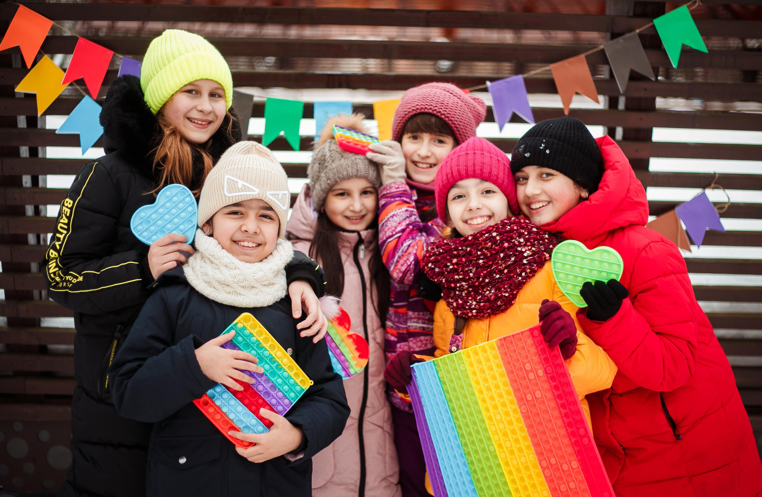 Цена на выпускные альбомы 4 класса. Выпускной альбом в Москве и Домодедово Вышка Школьный фотограф