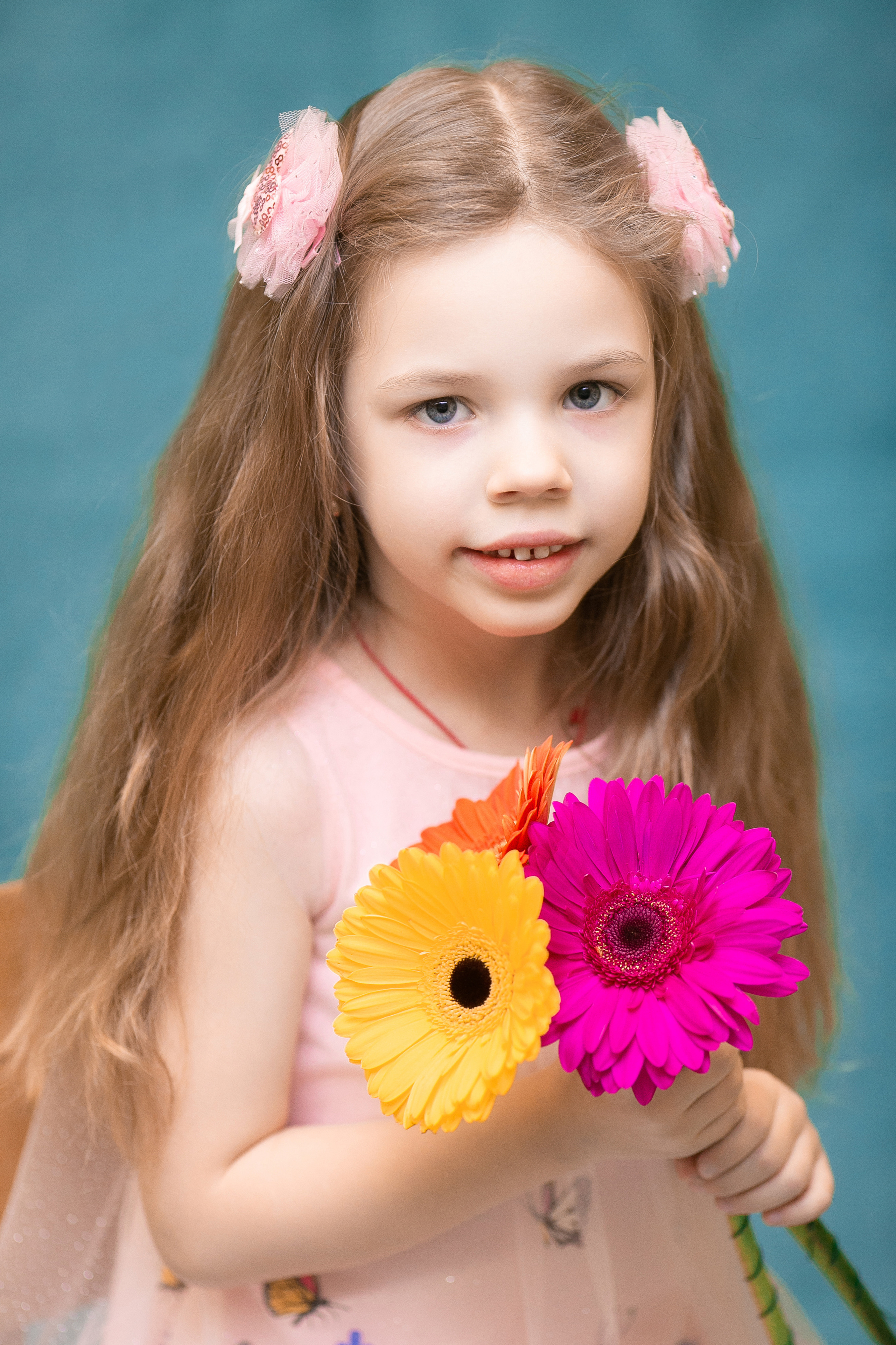 Выпускные альбомы для детского сада. Выпускной альбом в Москве и Домодедово Вышка Школьный фотограф