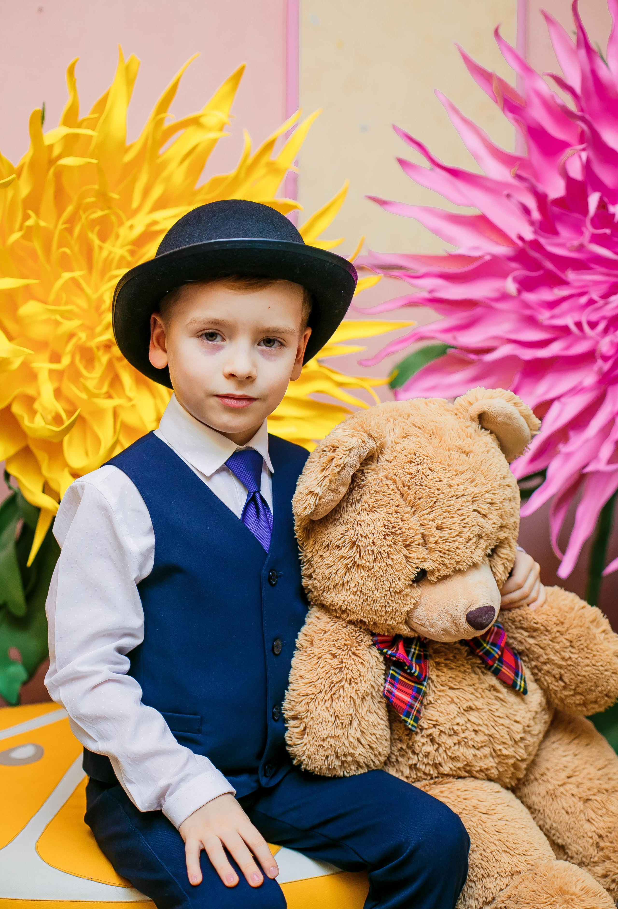 Выпускные альбомы для детского сада. Выпускной альбом в Москве и Домодедово Вышка Школьный фотограф