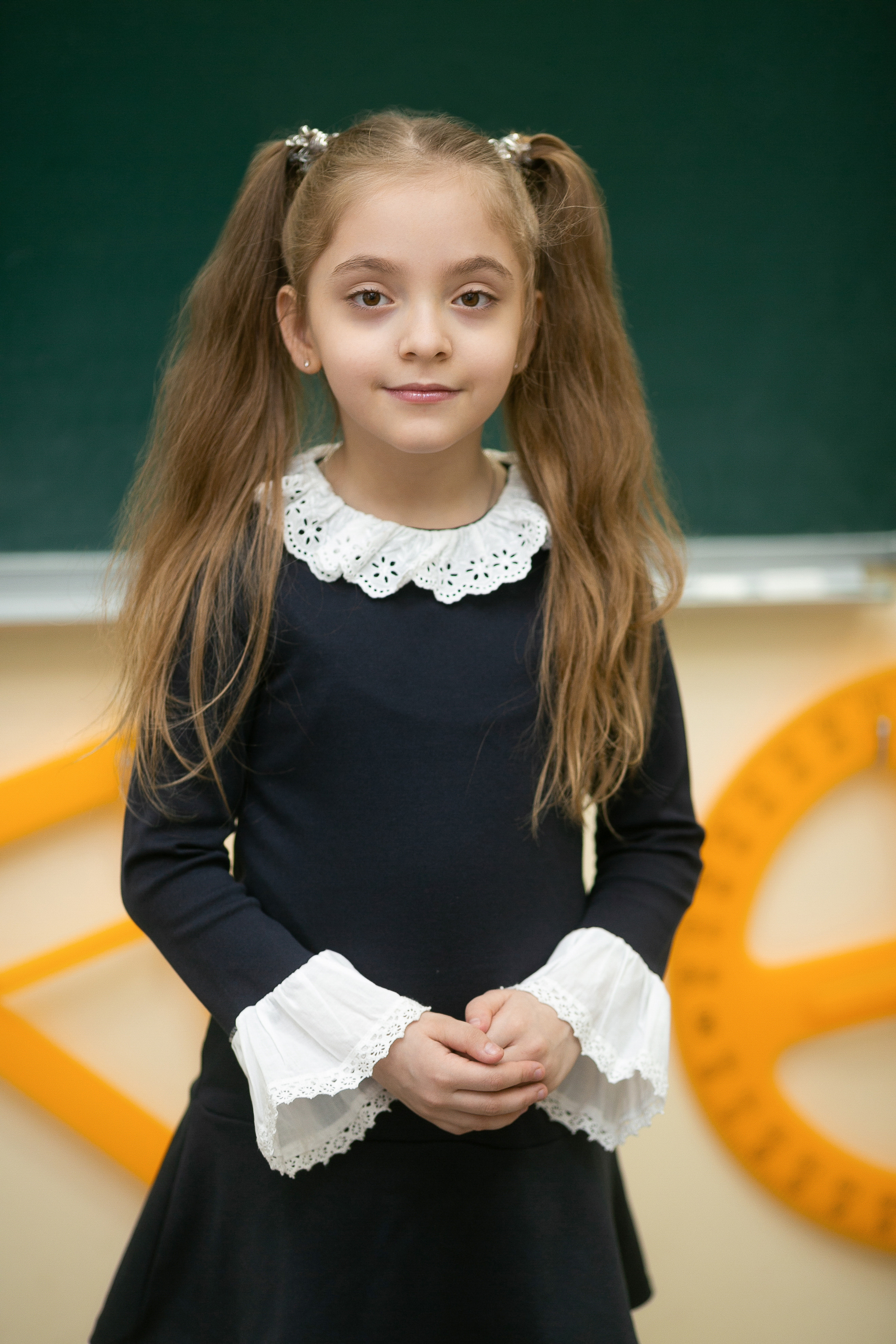 Цены для 1-3 классов. Выпускной альбом в Москве и Домодедово Вышка Школьный фотограф