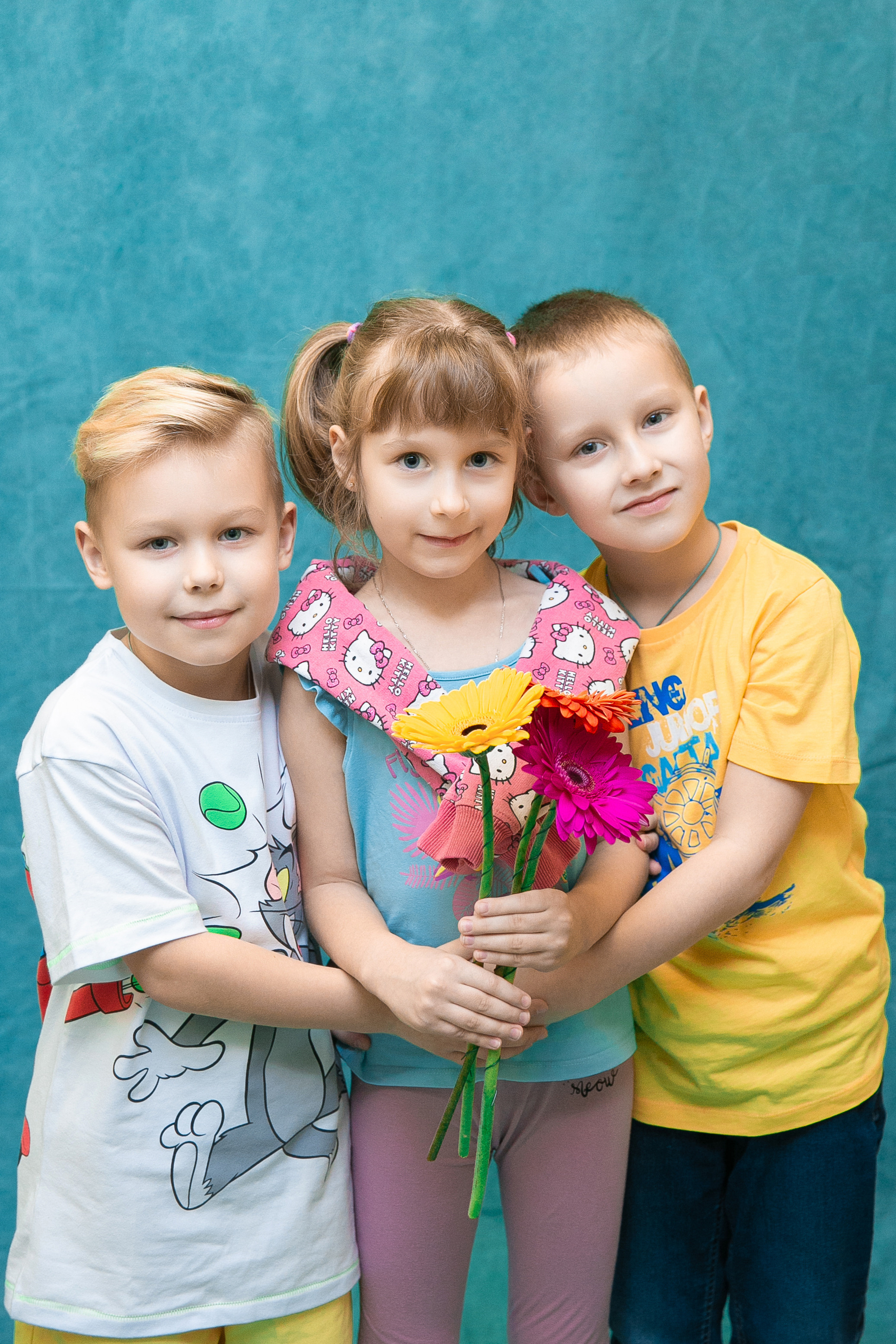 Выпускные альбомы для детского сада. Выпускной альбом в Москве и Домодедово Вышка Школьный фотограф