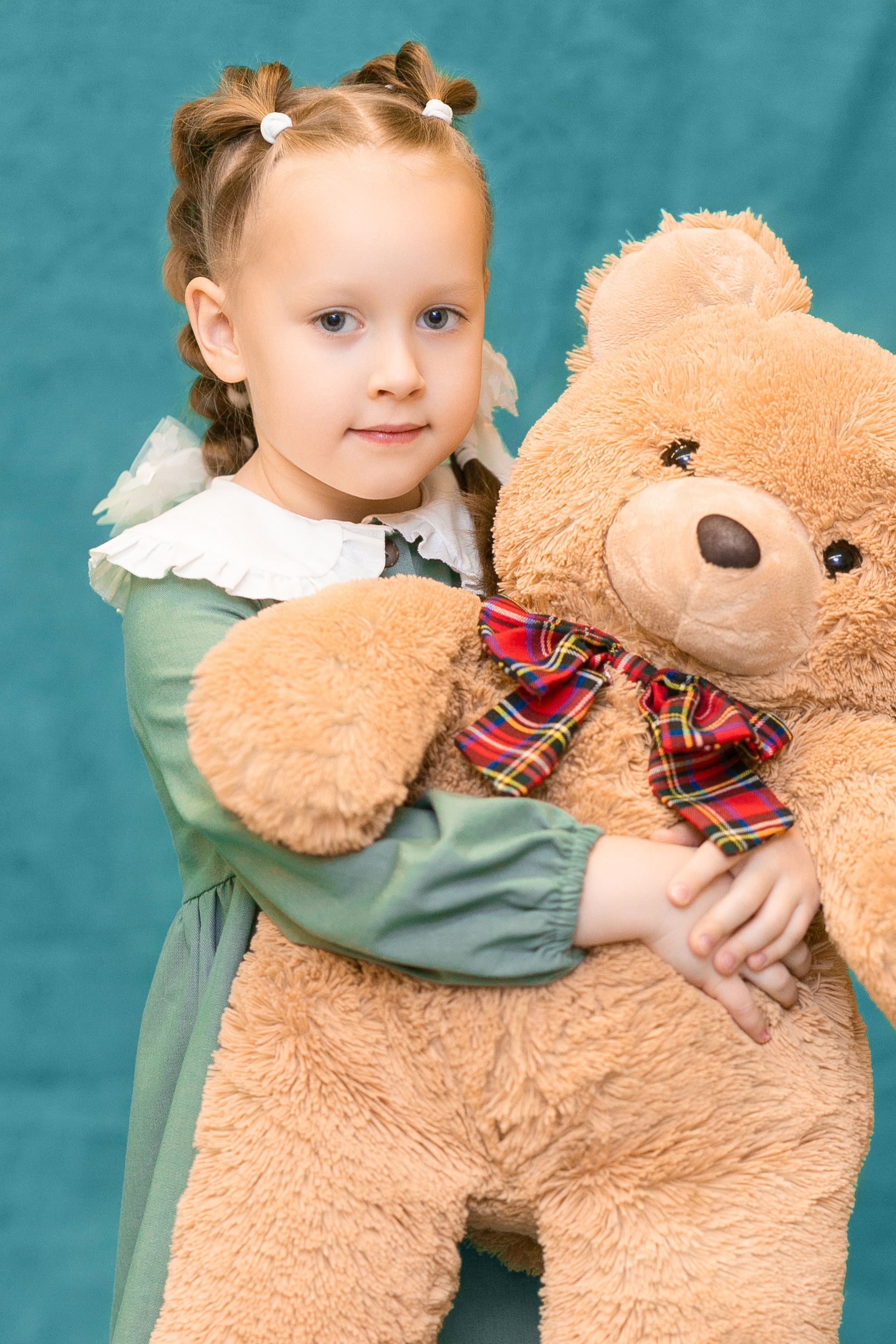 Выпускные альбомы для детского сада. Выпускной альбом в Москве и Домодедово Вышка Школьный фотограф