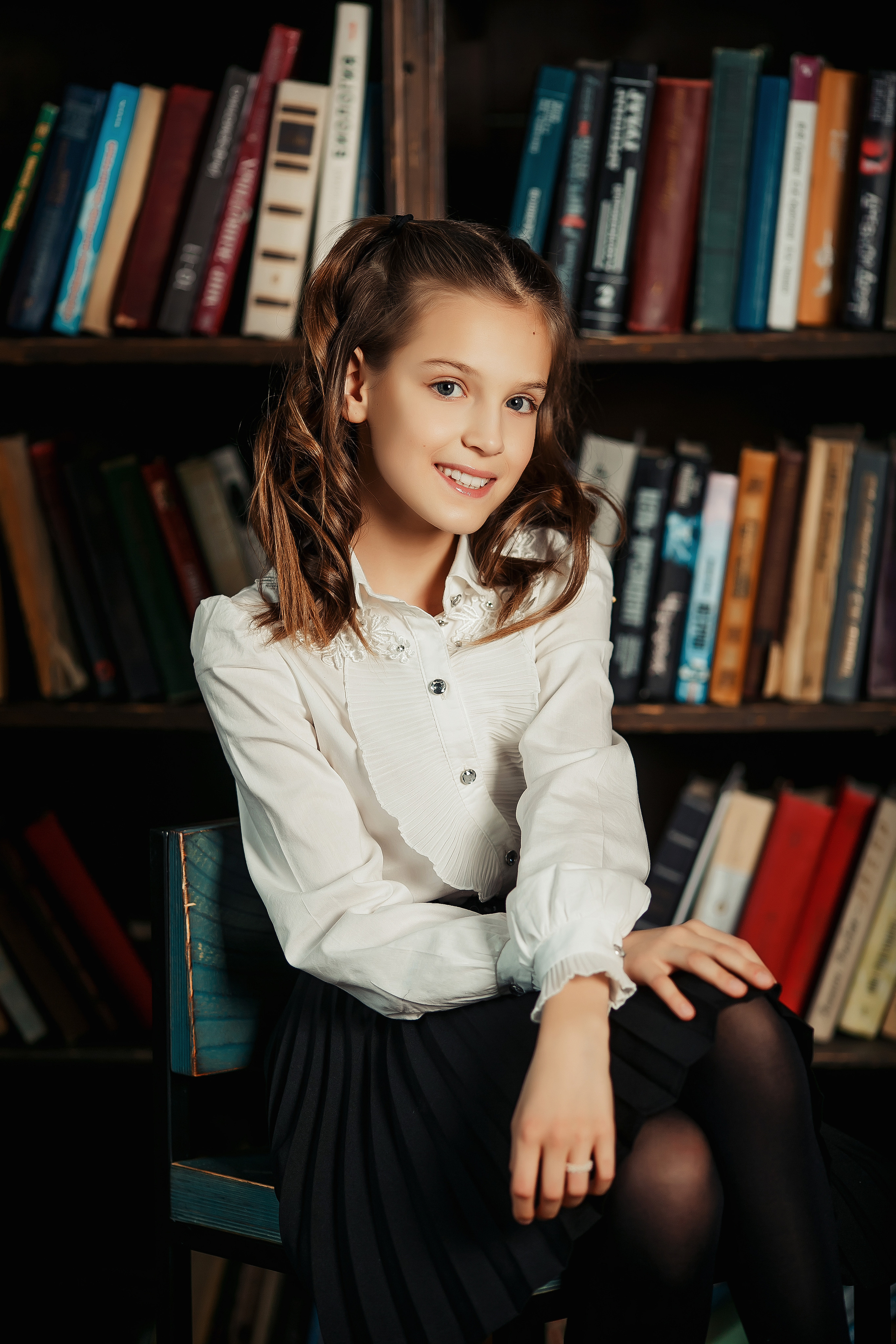 Цена на выпускные альбомы 4 класса. Выпускной альбом в Москве и Домодедово Вышка Школьный фотограф