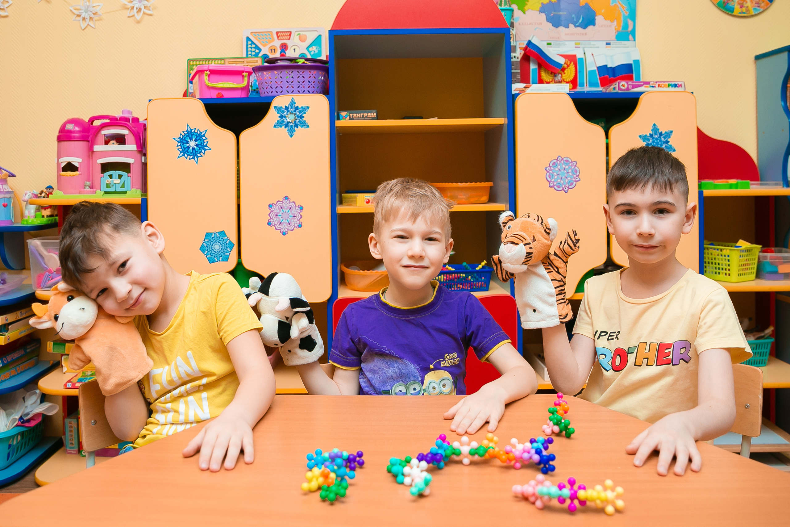 Выпускные альбомы для детского сада. Выпускной альбом в Москве и Домодедово Вышка Школьный фотограф