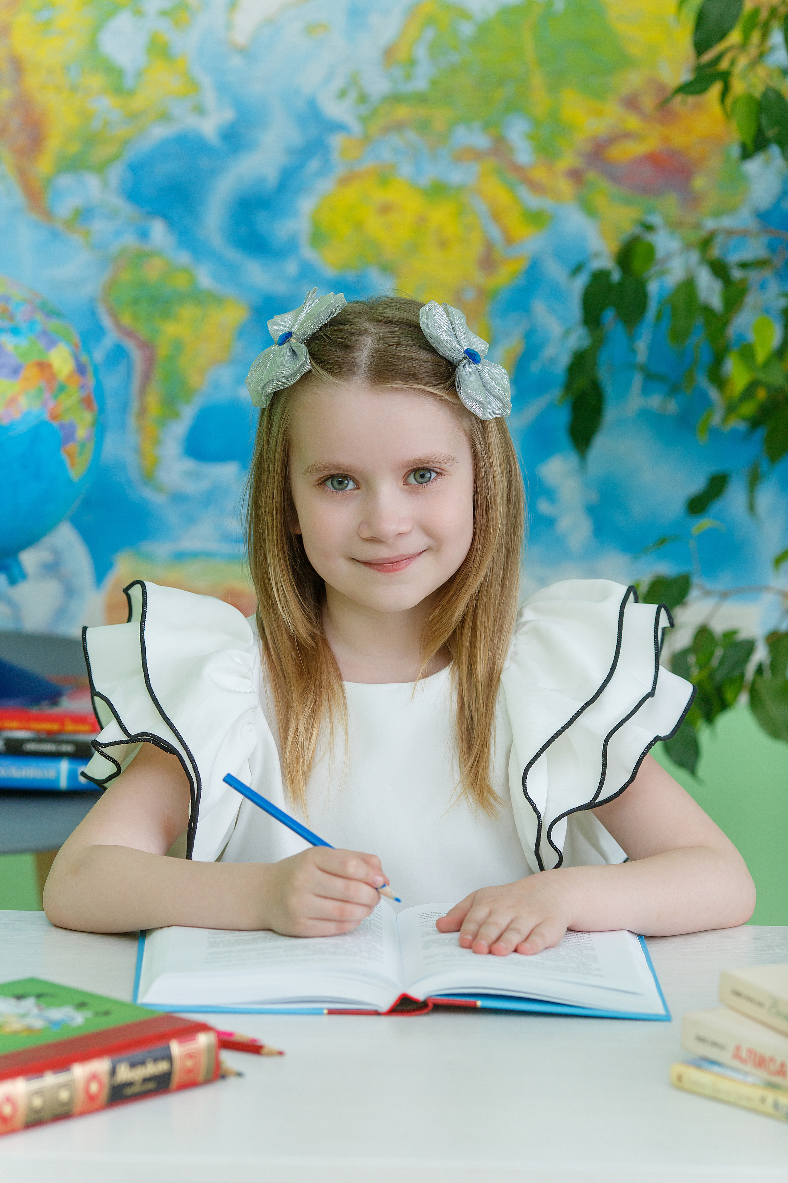 Цены для 1-3 классов. Выпускной альбом в Москве и Домодедово Вышка Школьный фотограф