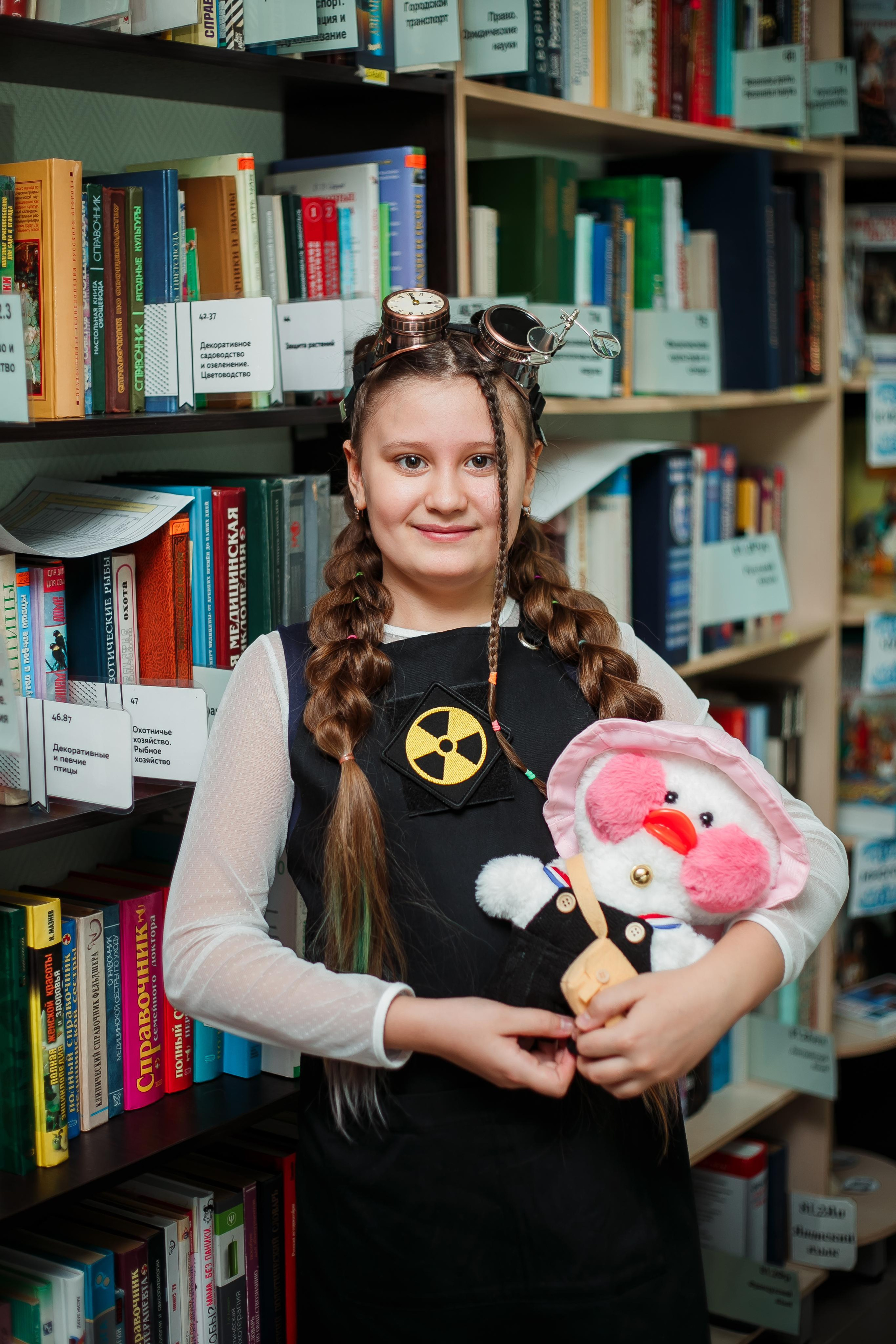 Цена на выпускные альбомы 4 класса. Выпускной альбом в Москве и Домодедово Вышка Школьный фотограф