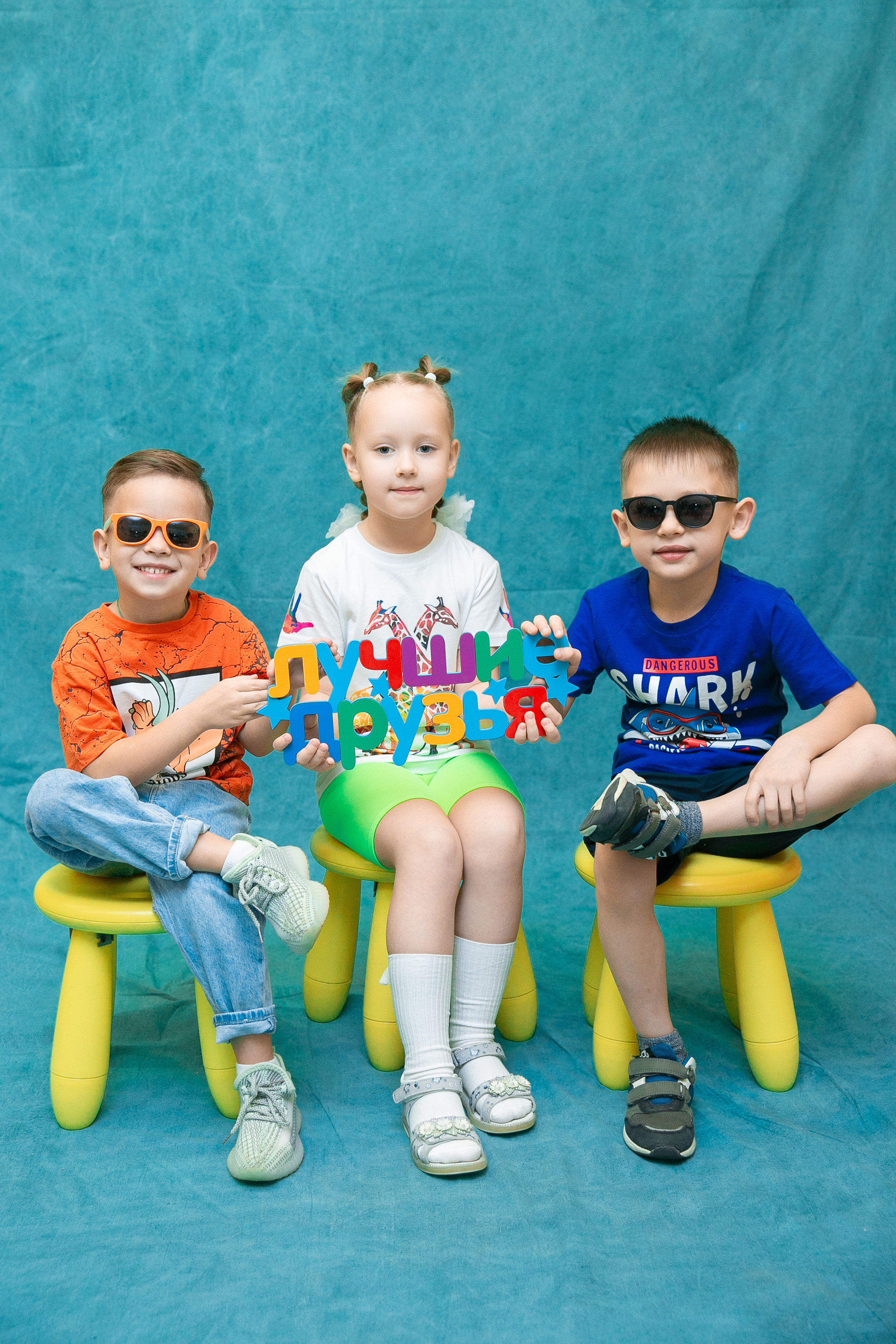 Выпускные альбомы для детского сада. Выпускной альбом в Москве и Домодедово Вышка Школьный фотограф