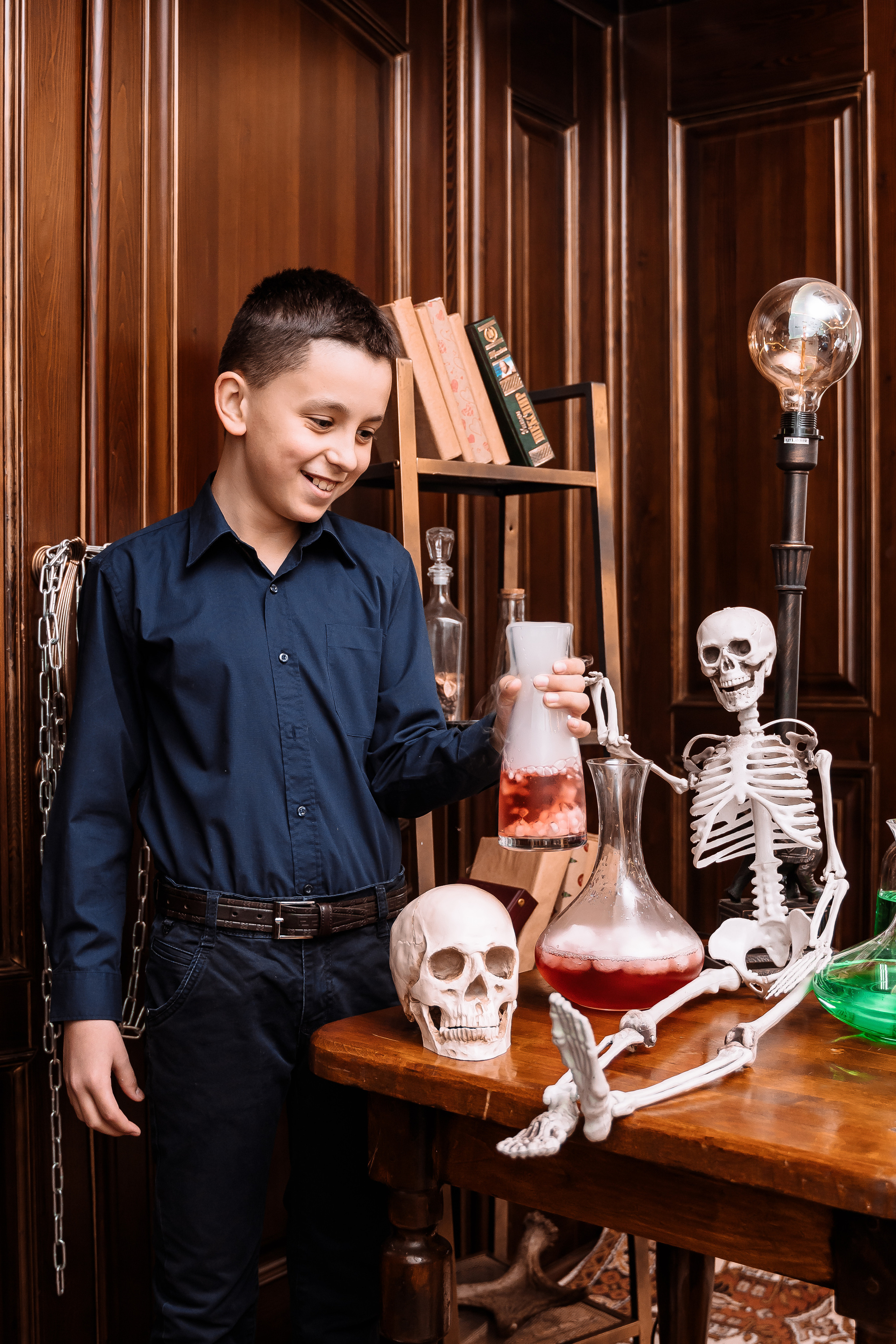 Цена на выпускные альбомы 4 класса. Выпускной альбом в Москве и Домодедово Вышка Школьный фотограф