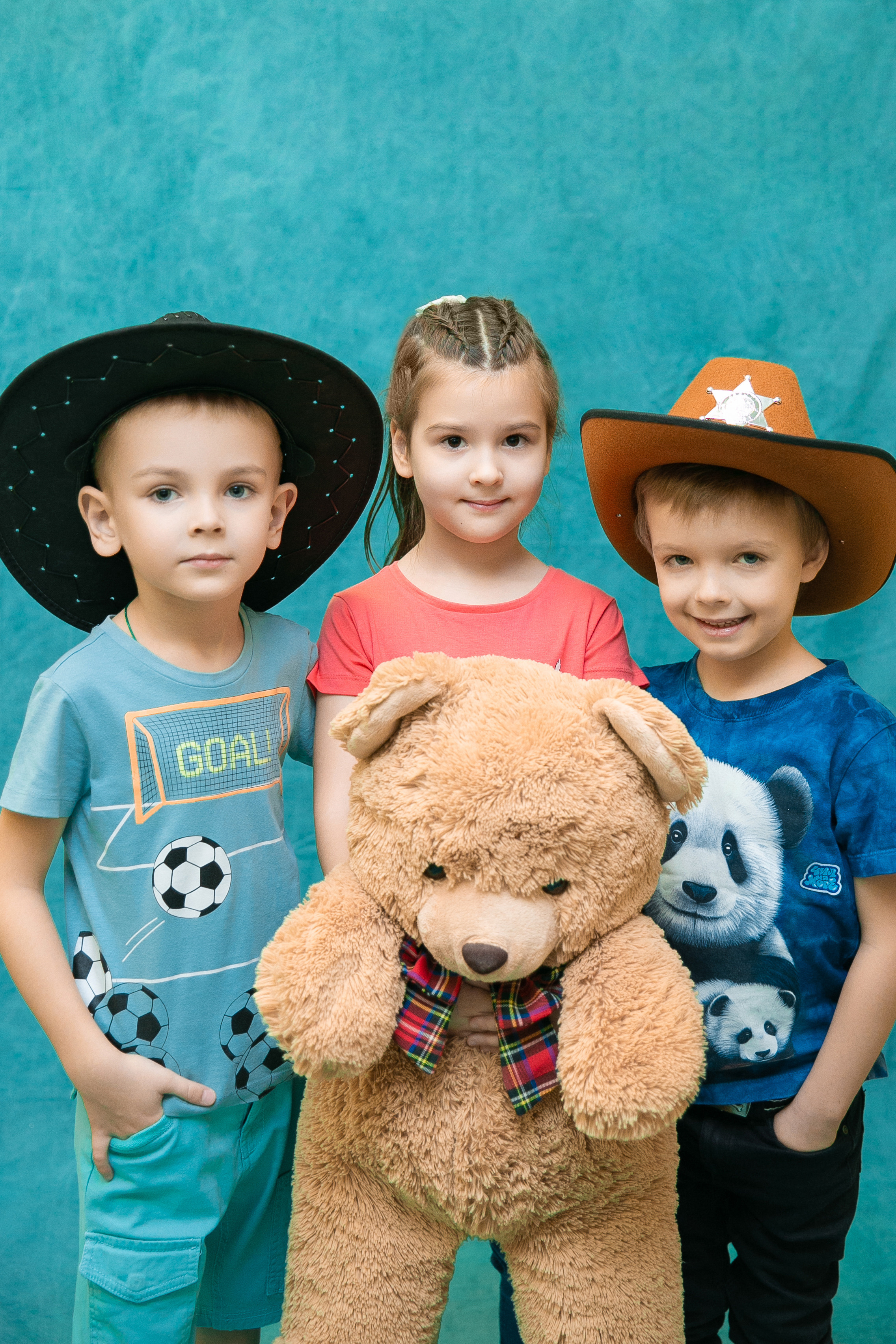 Выпускные альбомы для детского сада. Выпускной альбом в Москве и Домодедово Вышка Школьный фотограф