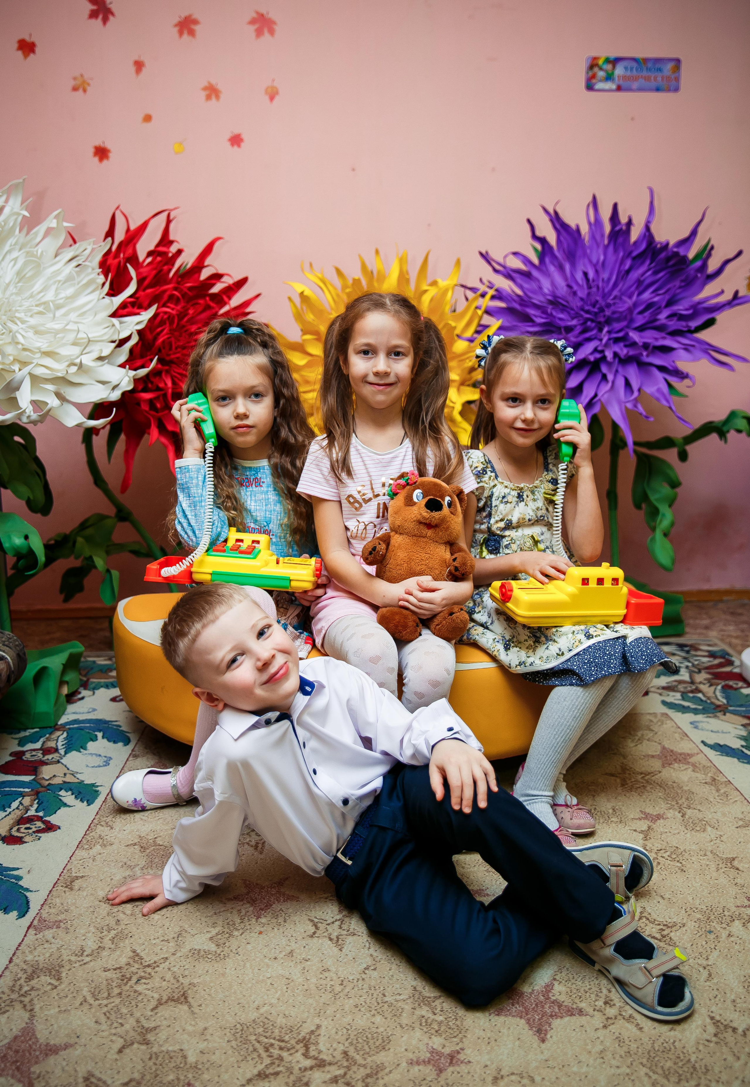 Выпускные альбомы для детского сада. Выпускной альбом в Москве и Домодедово Вышка Школьный фотограф