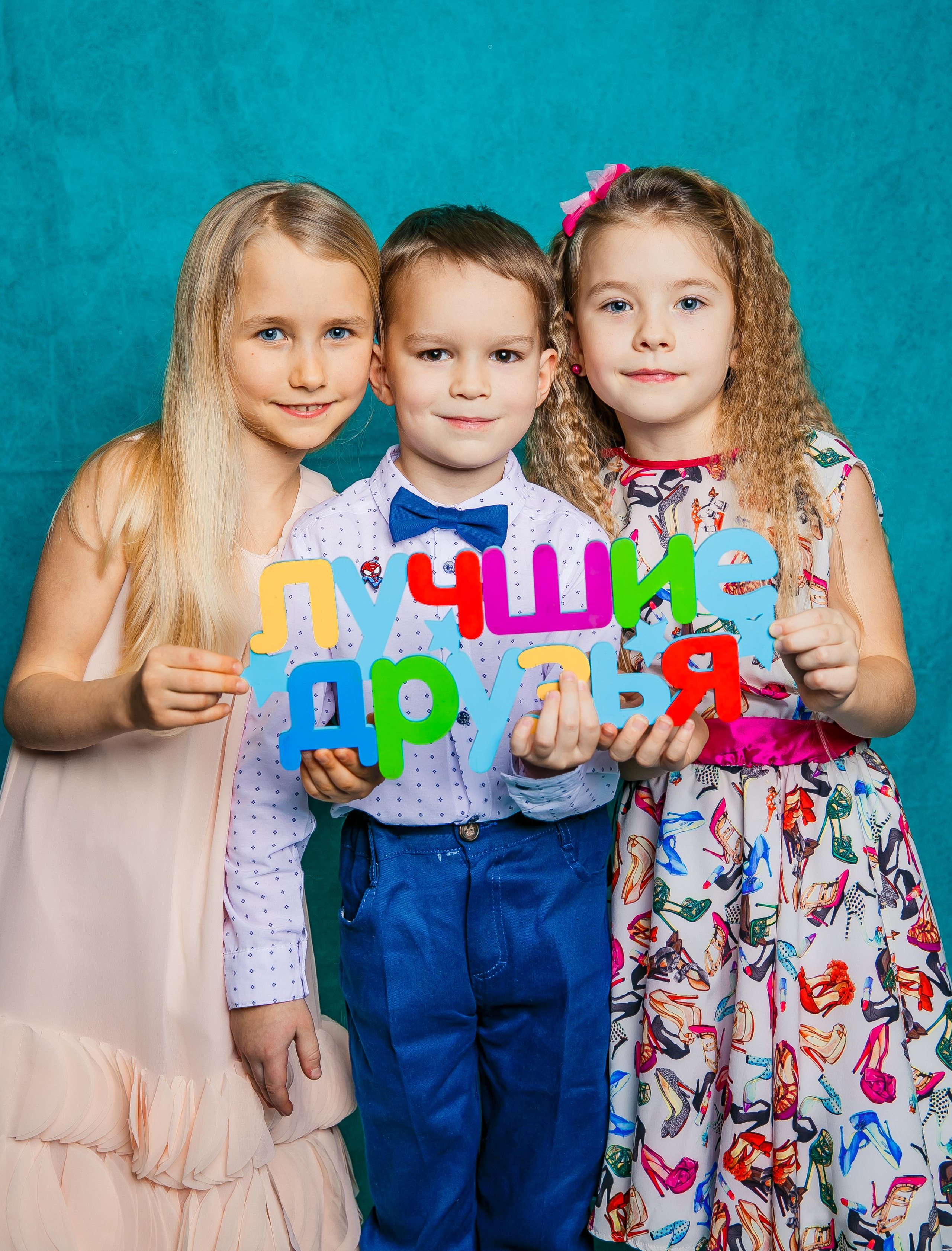 Выпускные альбомы для детского сада. Выпускной альбом в Москве и Домодедово Вышка Школьный фотограф