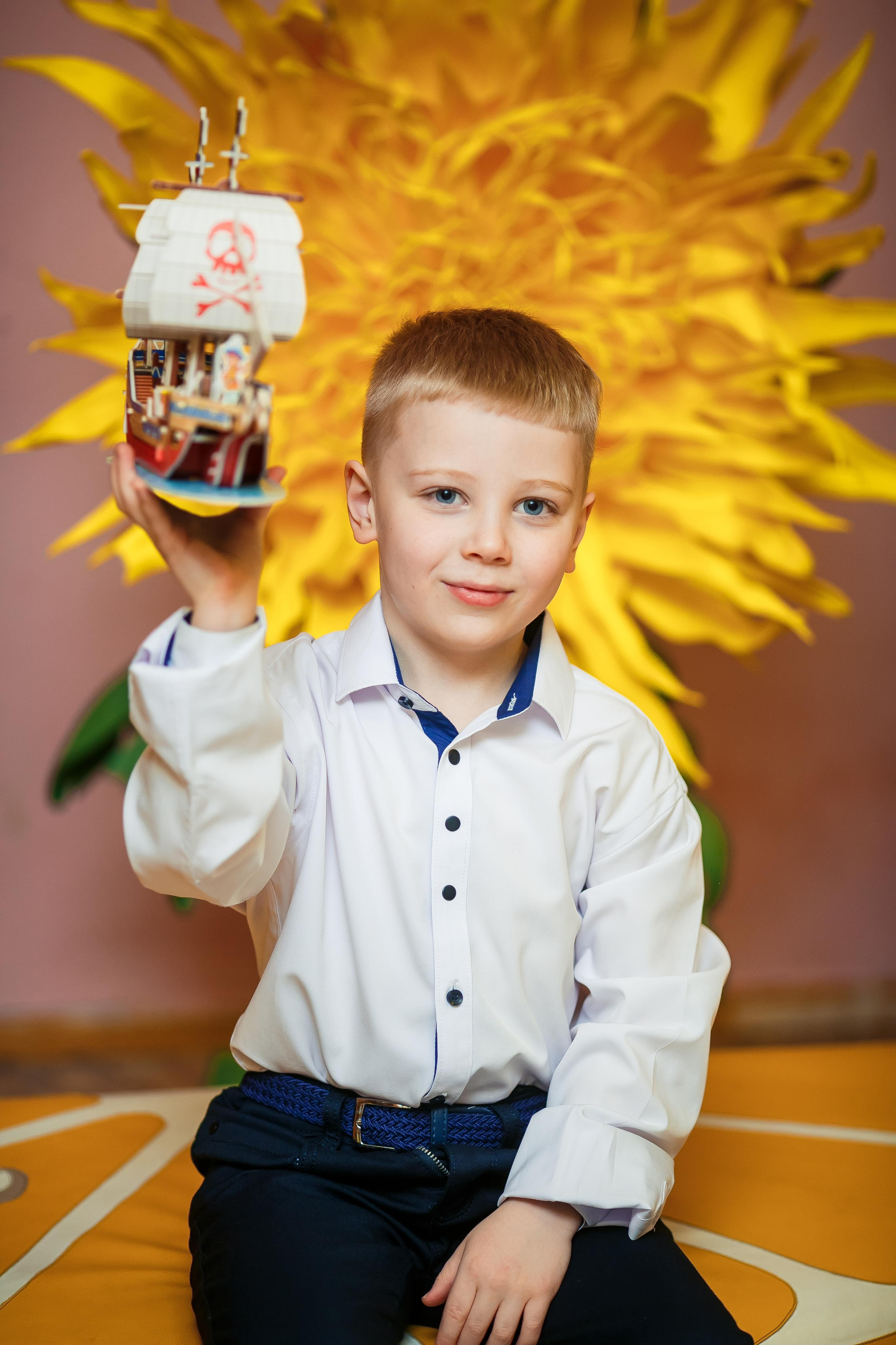 Выпускные альбомы для детского сада. Выпускной альбом в Москве и Домодедово Вышка Школьный фотограф