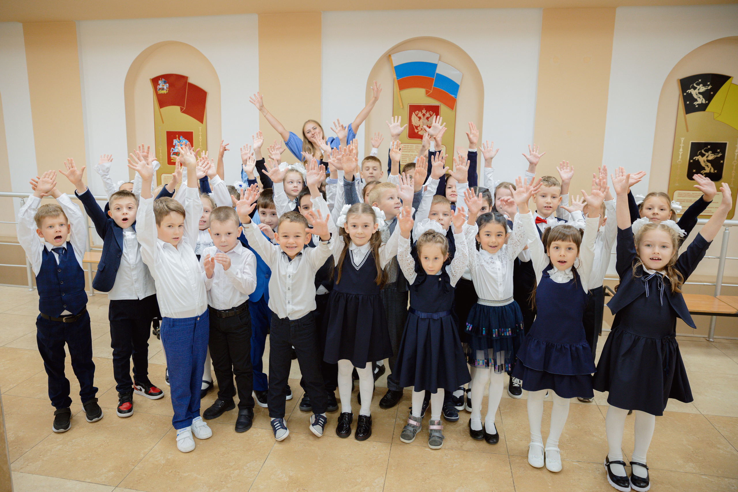 Цены для 1-3 классов. Выпускной альбом в Москве и Домодедово Вышка Школьный фотограф