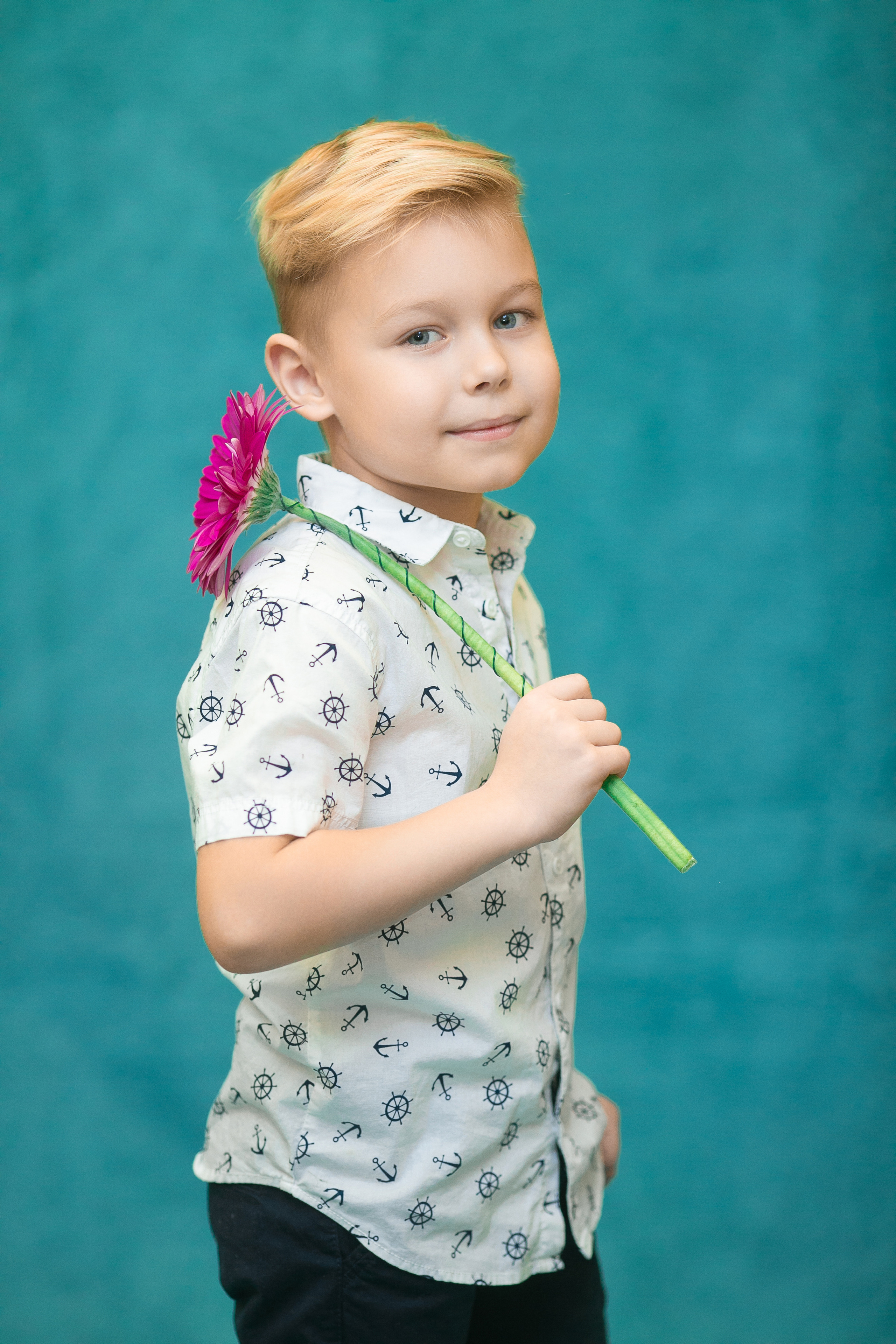 Выпускные альбомы для детского сада. Выпускной альбом в Москве и Домодедово Вышка Школьный фотограф